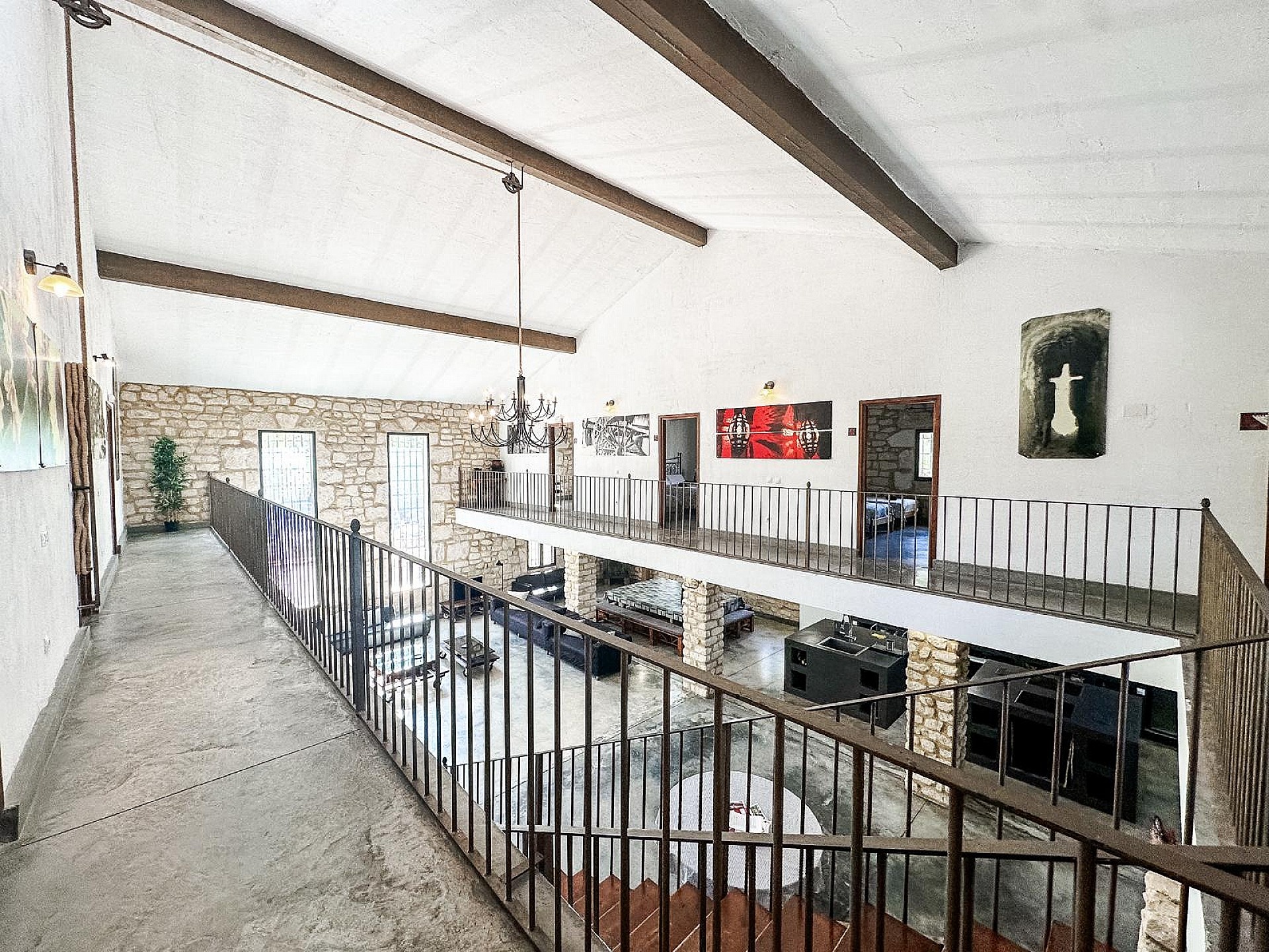 Resale - 9 Bedroom 3 Bathroom Villa in Biar -  - Alicante