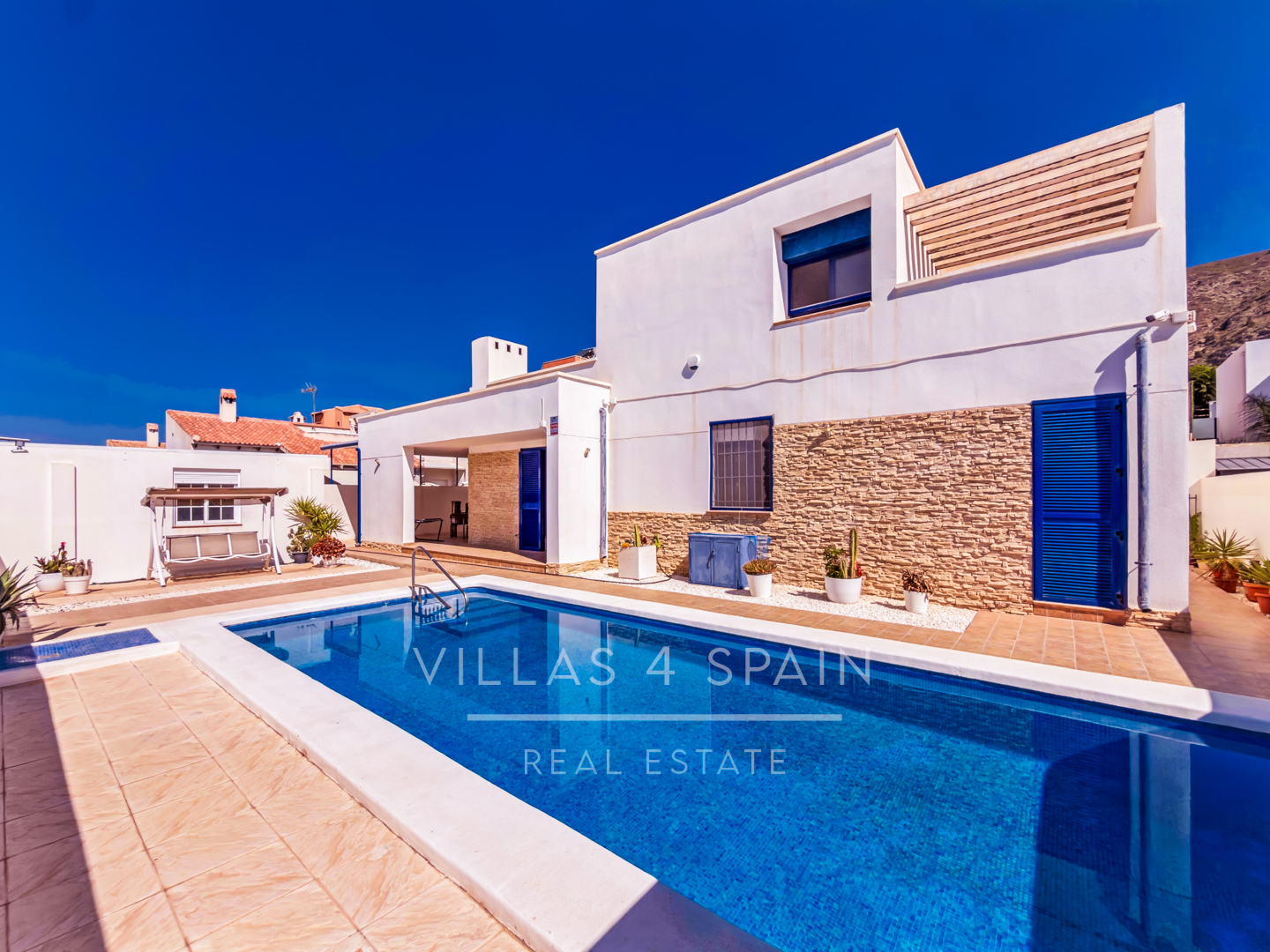 3 Bedroom 2 Bathroom Villa with Private Pool and Parking in Las Kalendas Fortuna, Murcia