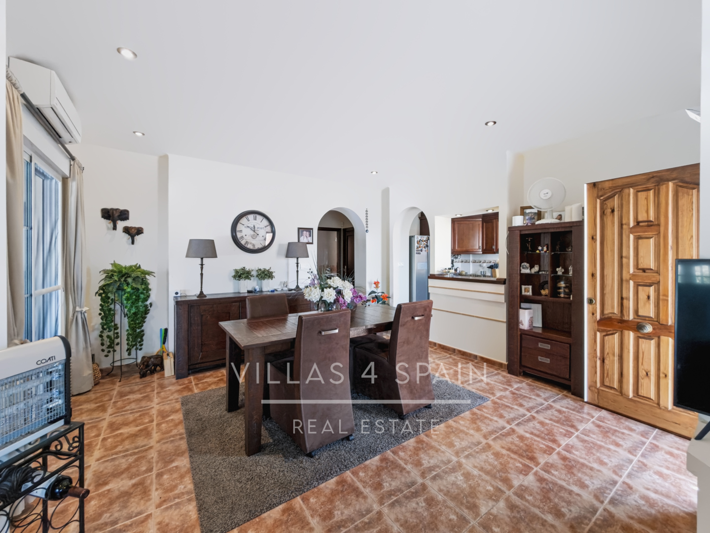 Resale - 3 Bed 3 Bath Villa with Private Pool & Parking in Las Kalendas Fortuna - calle camino de san miguel - Murcia