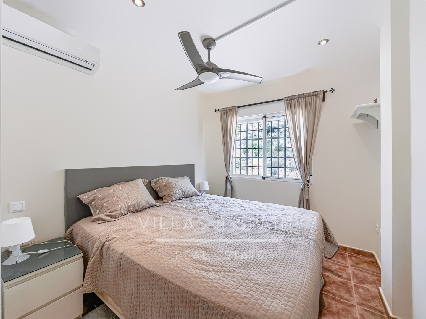 Resale - 3 Bed 3 Bath Villa with Private Pool & Parking in Las Kalendas Fortuna - calle camino de san miguel - Murcia