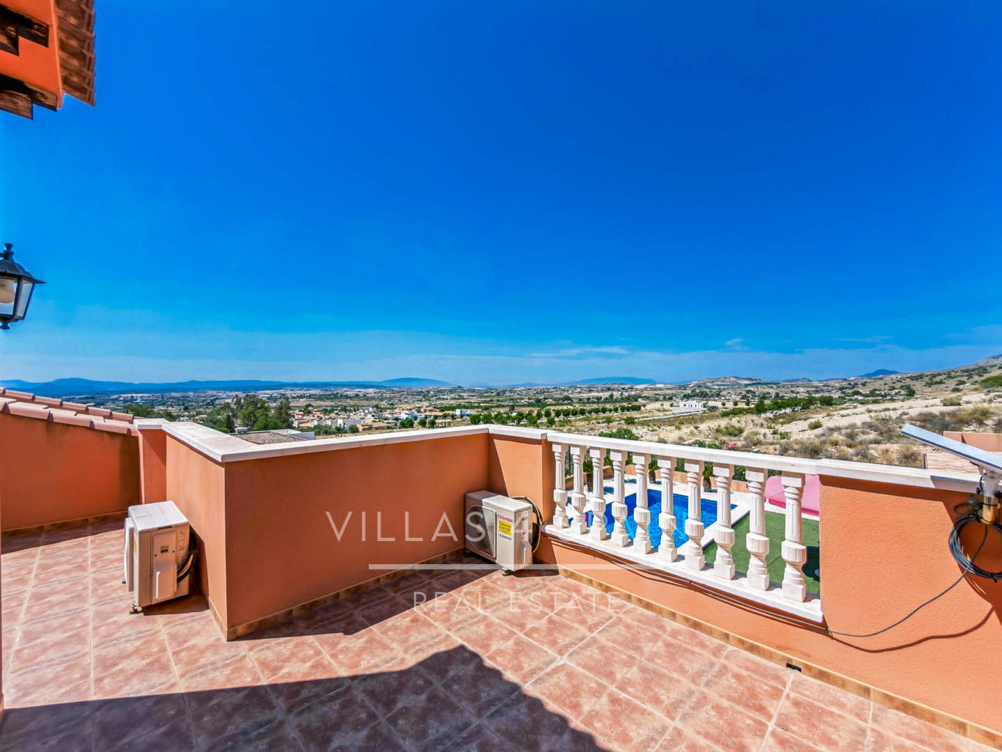 Resale - 3 Bed 3 Bath Villa with Private Pool & Parking in Las Kalendas Fortuna - calle camino de san miguel - Murcia