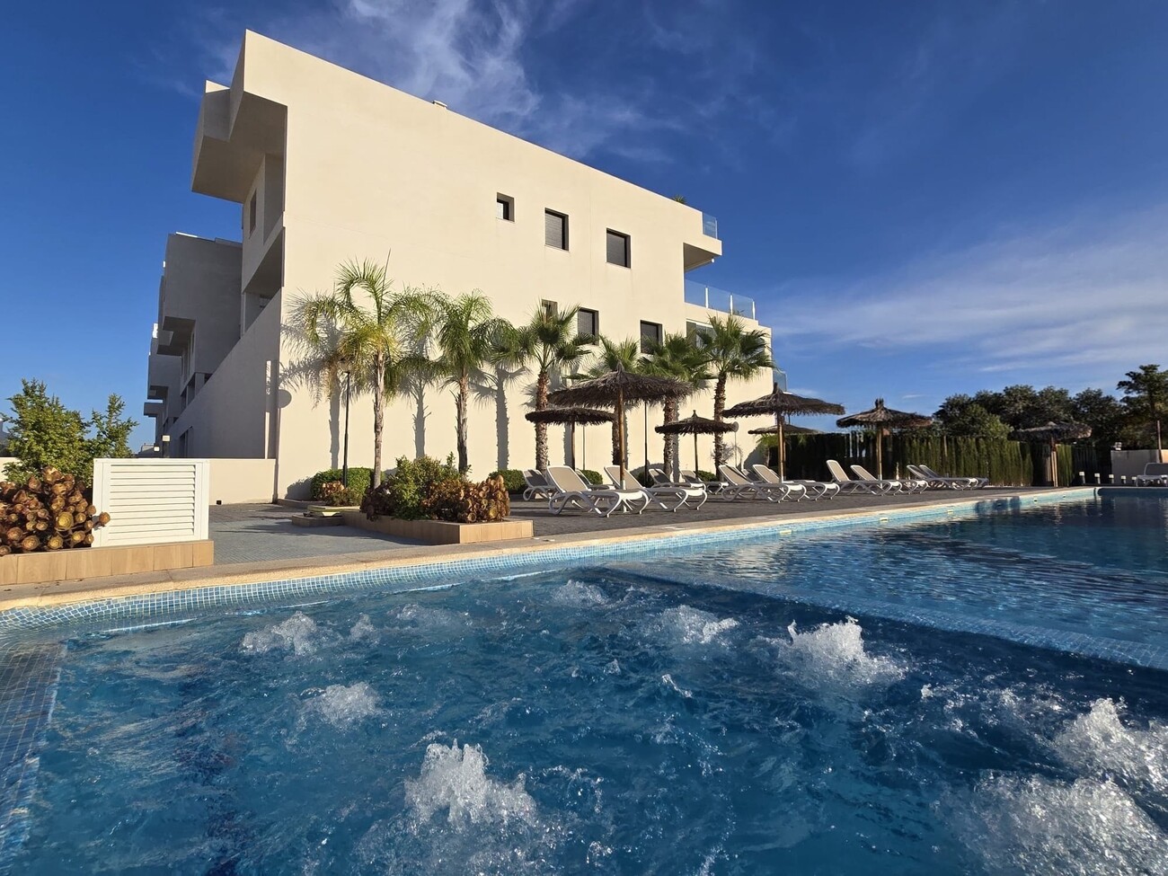 Resale - 2 Bedroom 2 Bathroom  in Orihuela Costa - Campoamor - Alicante