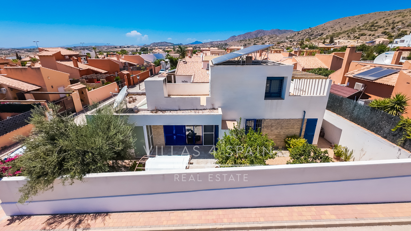 Resale - 3 Bed 2 Bath Villa with Community Pool and Parking in Las Kalendas Fortuna, Murcia - calle pomona - Murcia