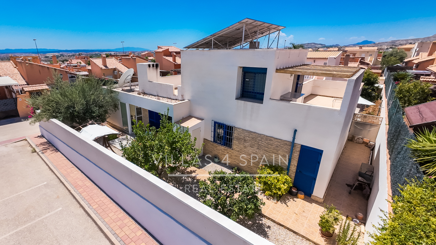 Resale - 3 Bed 2 Bath Villa with Community Pool and Parking in Las Kalendas Fortuna, Murcia - calle pomona - Murcia