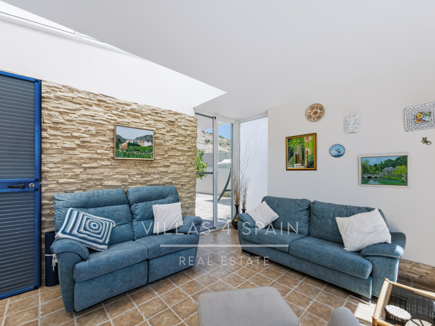 Resale - 3 Bed 2 Bath Villa with Community Pool and Parking in Las Kalendas Fortuna, Murcia - calle pomona - Murcia
