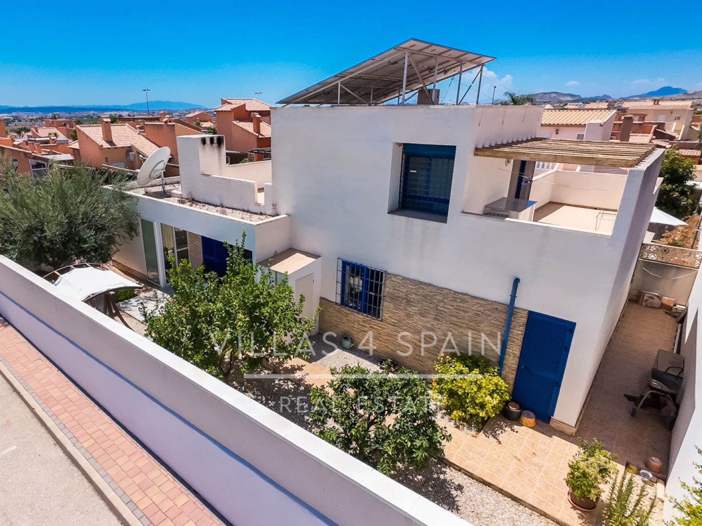3 Bed 2 Bath Villa with Community Pool and Parking in Las Kalendas Fortuna, Murcia