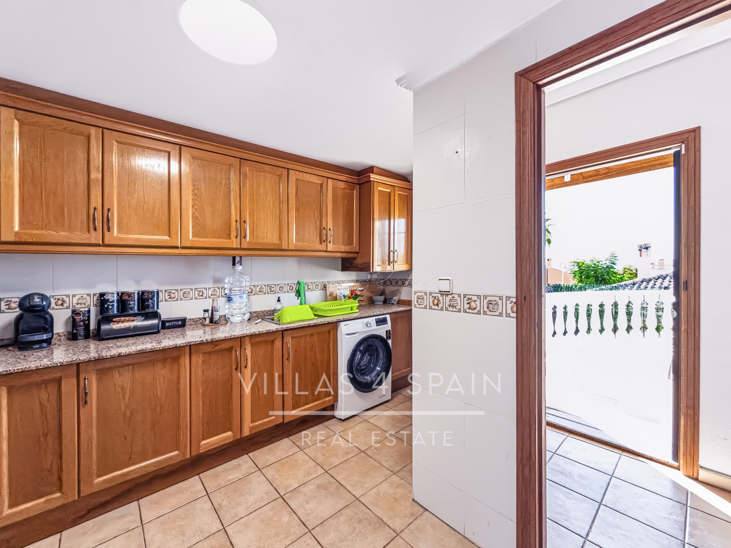 Resale - 3 Bed 2 Bath Villa with a Private Pool & Parking in Las Kalendas Fortuna - calle camino de cieza - Murcia