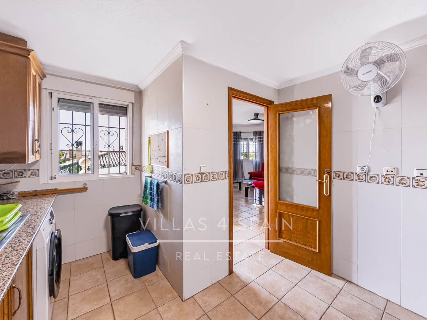 Resale - 3 Bed 2 Bath Villa with a Private Pool & Parking in Las Kalendas Fortuna - calle camino de cieza - Murcia