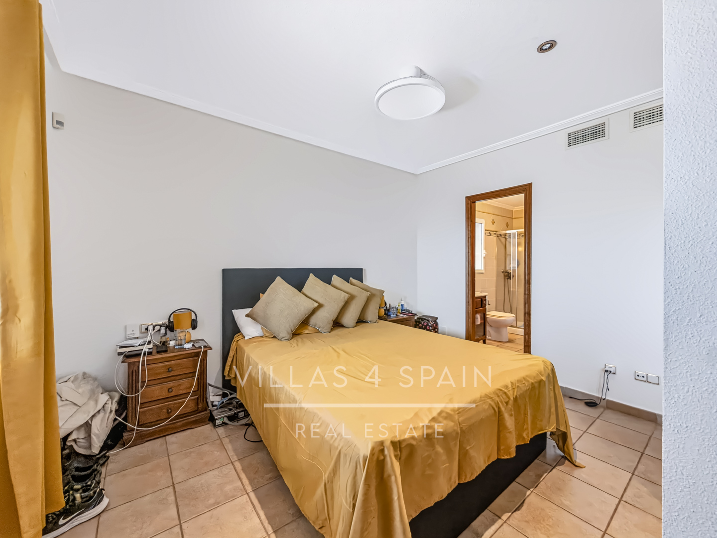 Resale - 3 Bed 2 Bath Villa with a Private Pool & Parking in Las Kalendas Fortuna - calle camino de cieza - Murcia