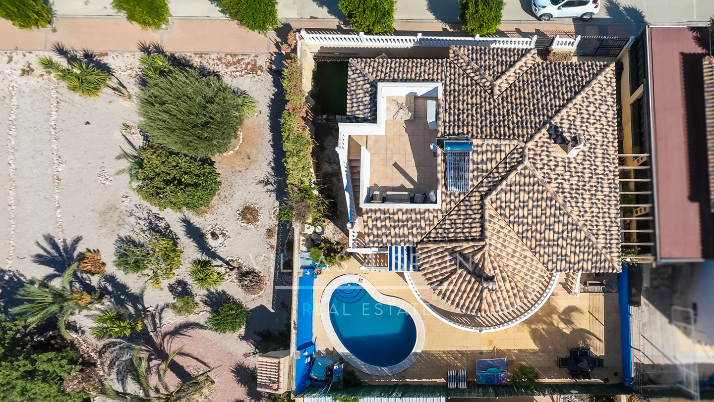 Resale - 3 Bed 2 Bath Villa with a Private Pool & Parking in Las Kalendas Fortuna - calle camino de cieza - Murcia