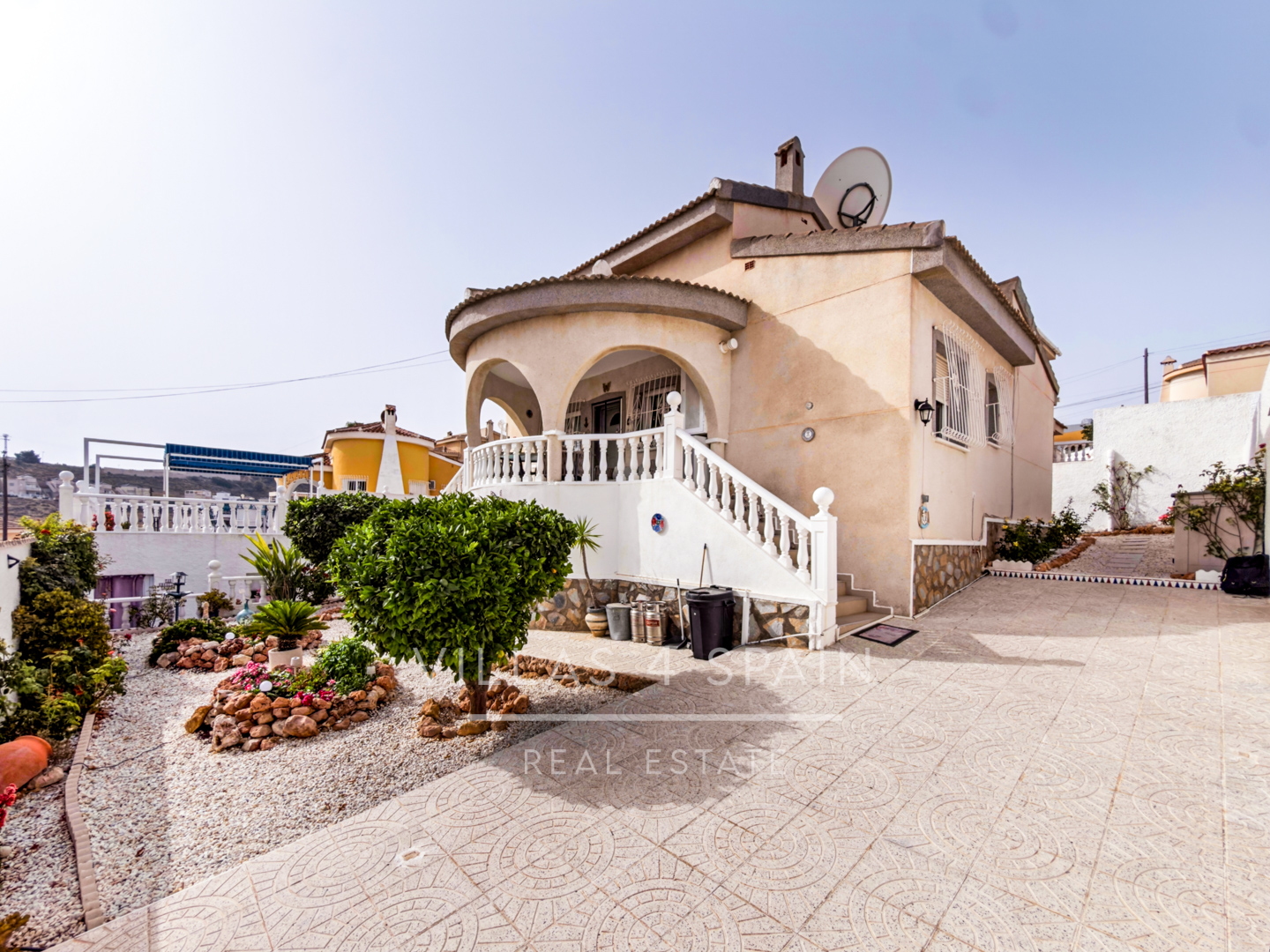 3 Bed 3 Bath Villa with Private Pool and Parking with underbuild