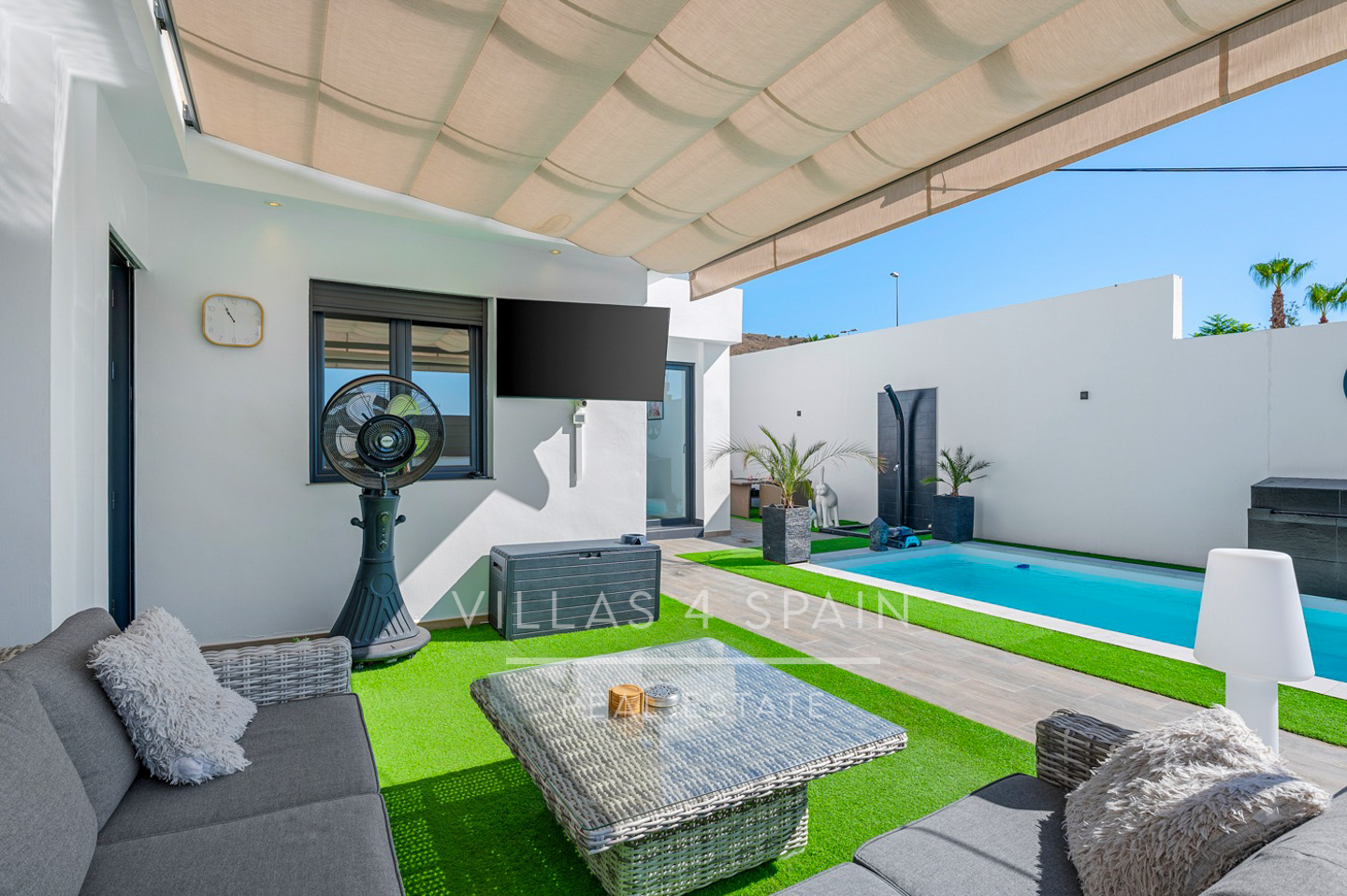Resale - 4 Bed 2 Bath Villa with Private Pool and Parking in Las Kalendas Fortuna - calle camino de cieza - Murcia