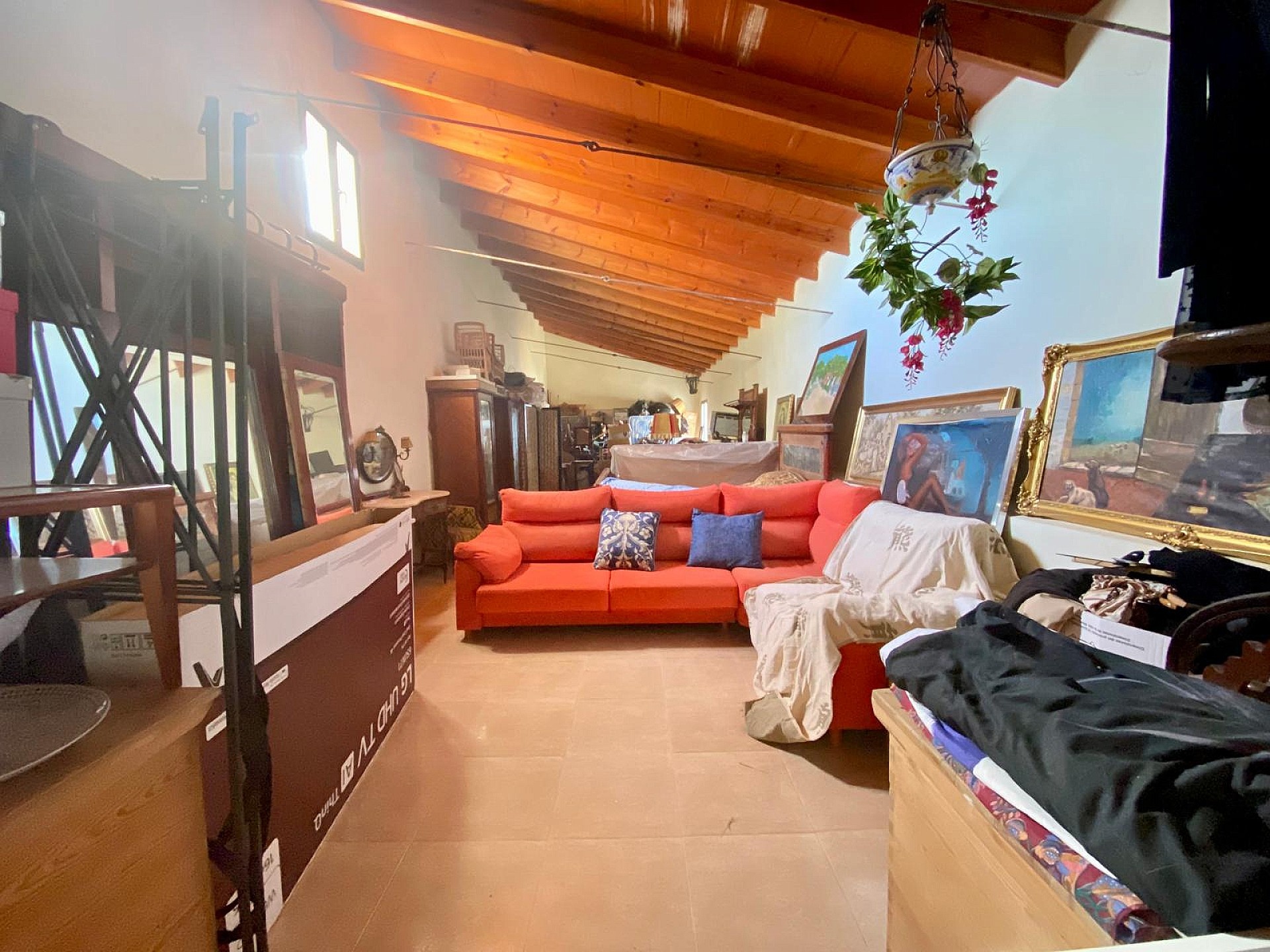 Resale - 7 Bedroom 1 Bathroom Village house in Yecla -  - Murcia