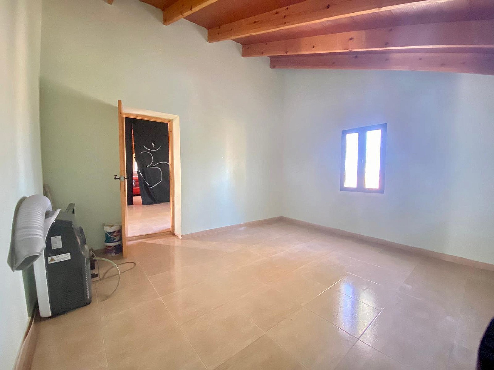 Resale - 7 Bedroom 1 Bathroom Village house in Yecla -  - Murcia