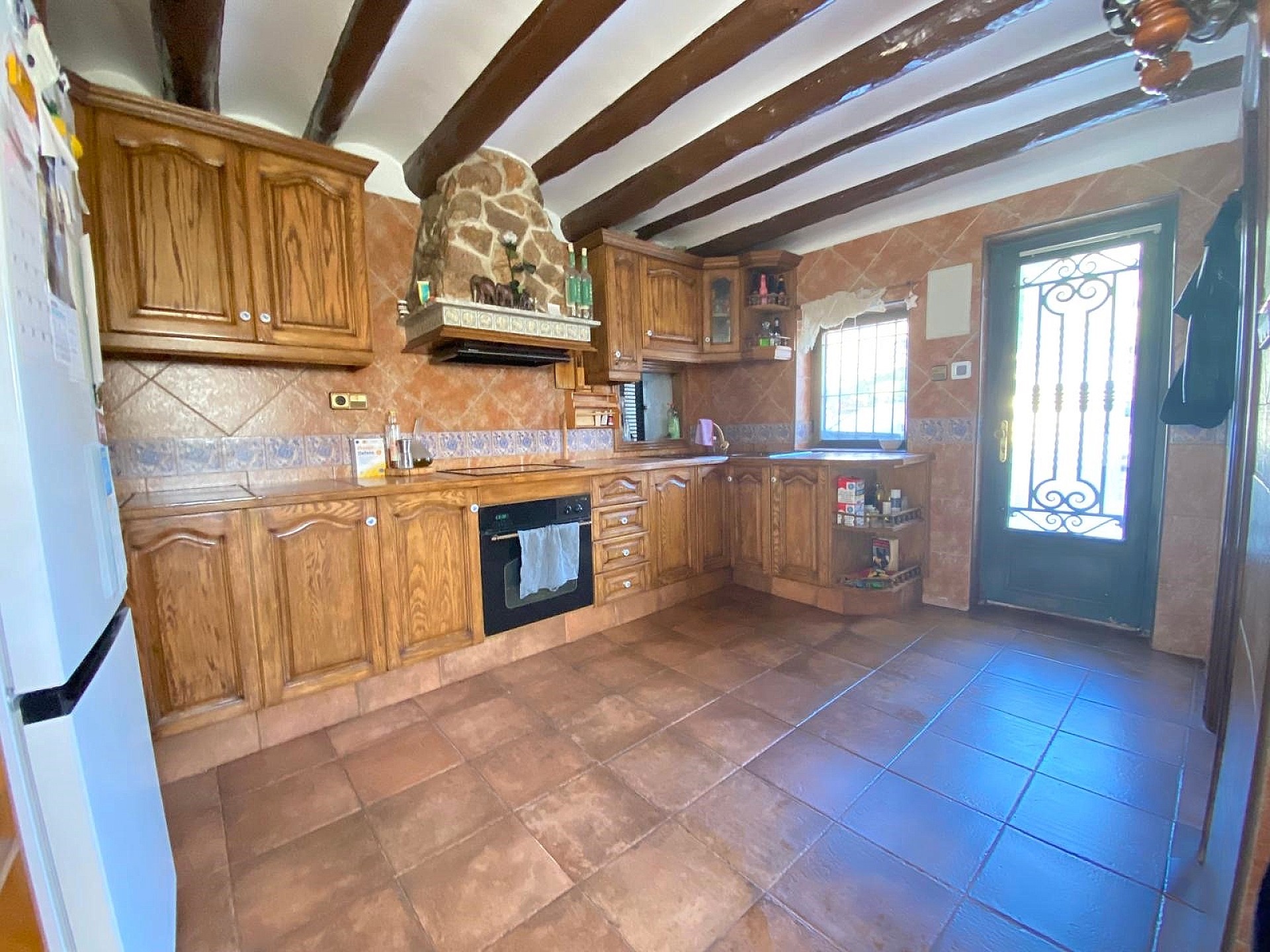 Resale - 7 Bedroom 1 Bathroom Village house in Yecla -  - Murcia