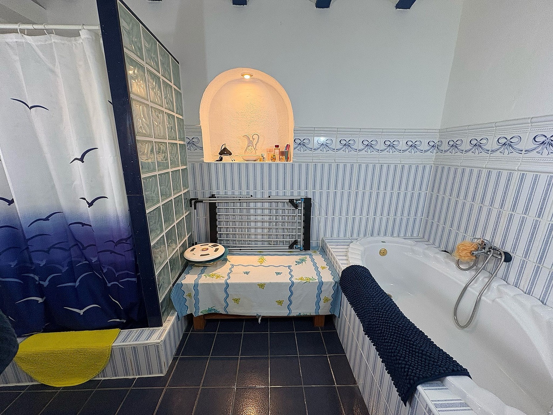 Resale - 7 Bedroom 5 Bathroom Village house in Cañada del Trigo -  - Murcia