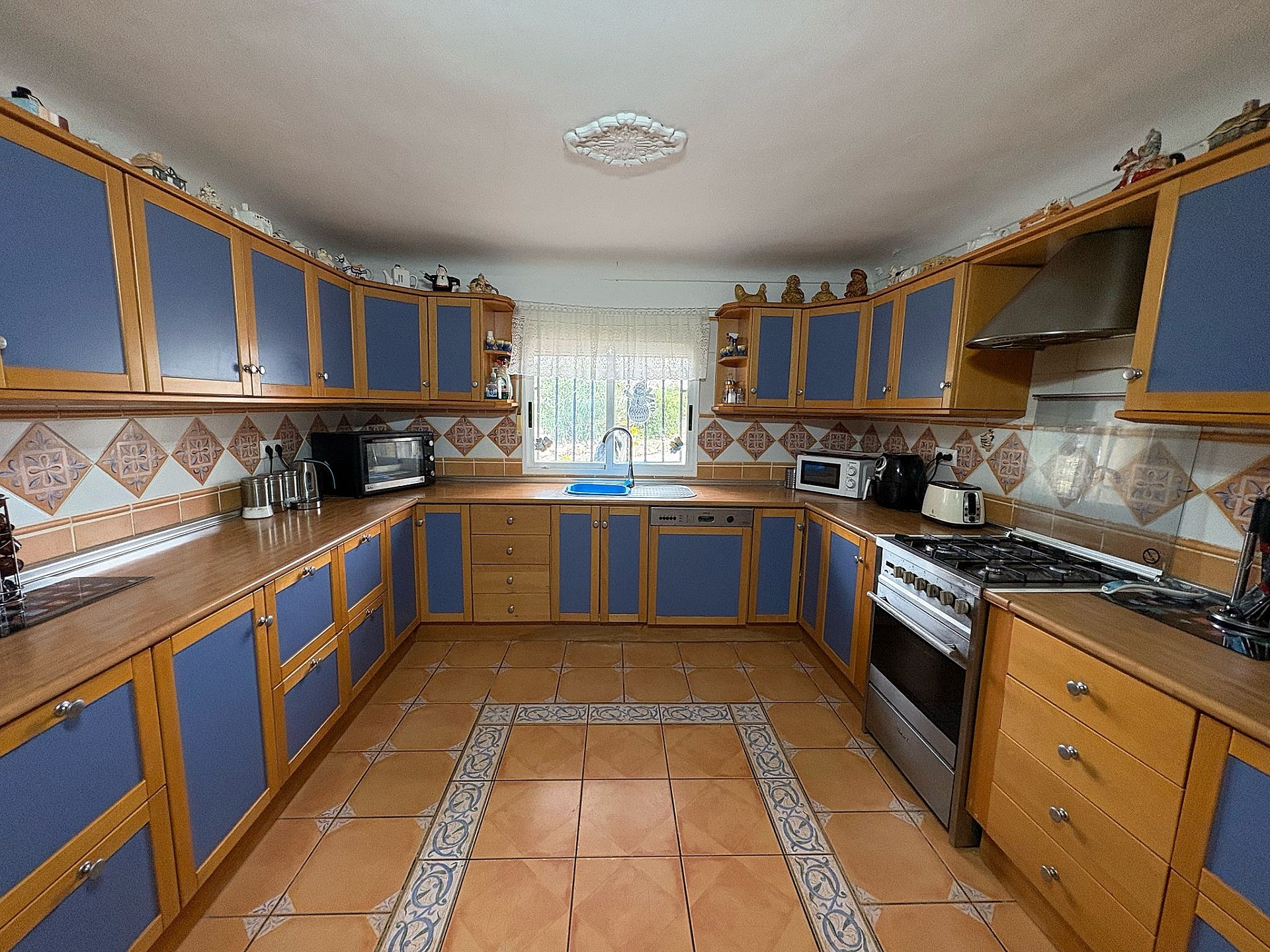 Resale - 7 Bedroom 5 Bathroom Village house in Cañada del Trigo -  - Murcia