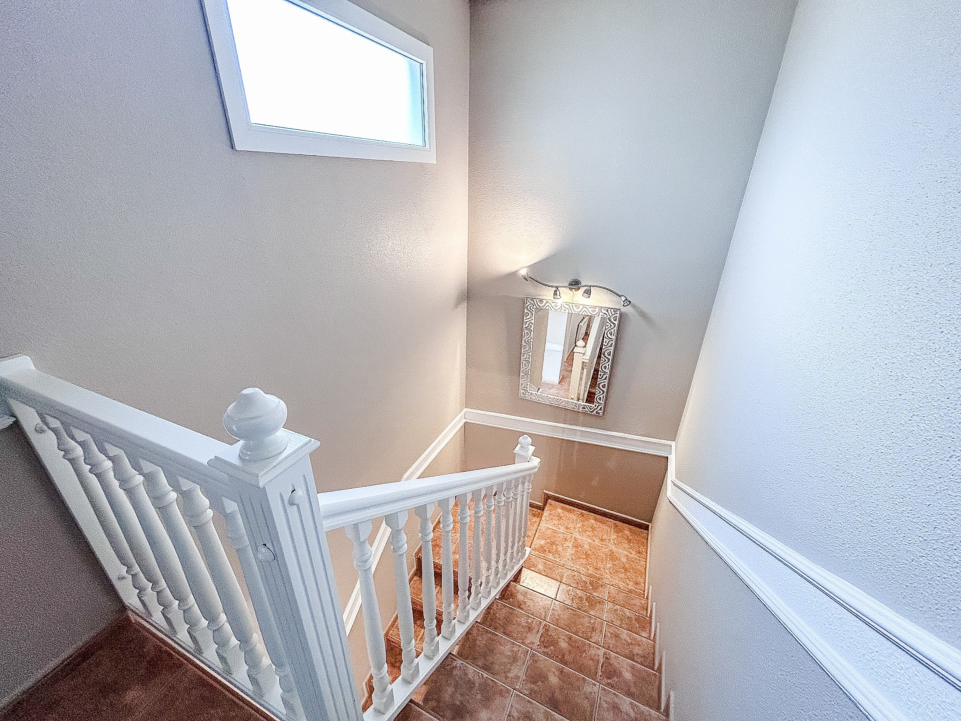 Resale - 5 Bedroom 2 Bathroom Townhouse in Pinoso -  - Alicante
