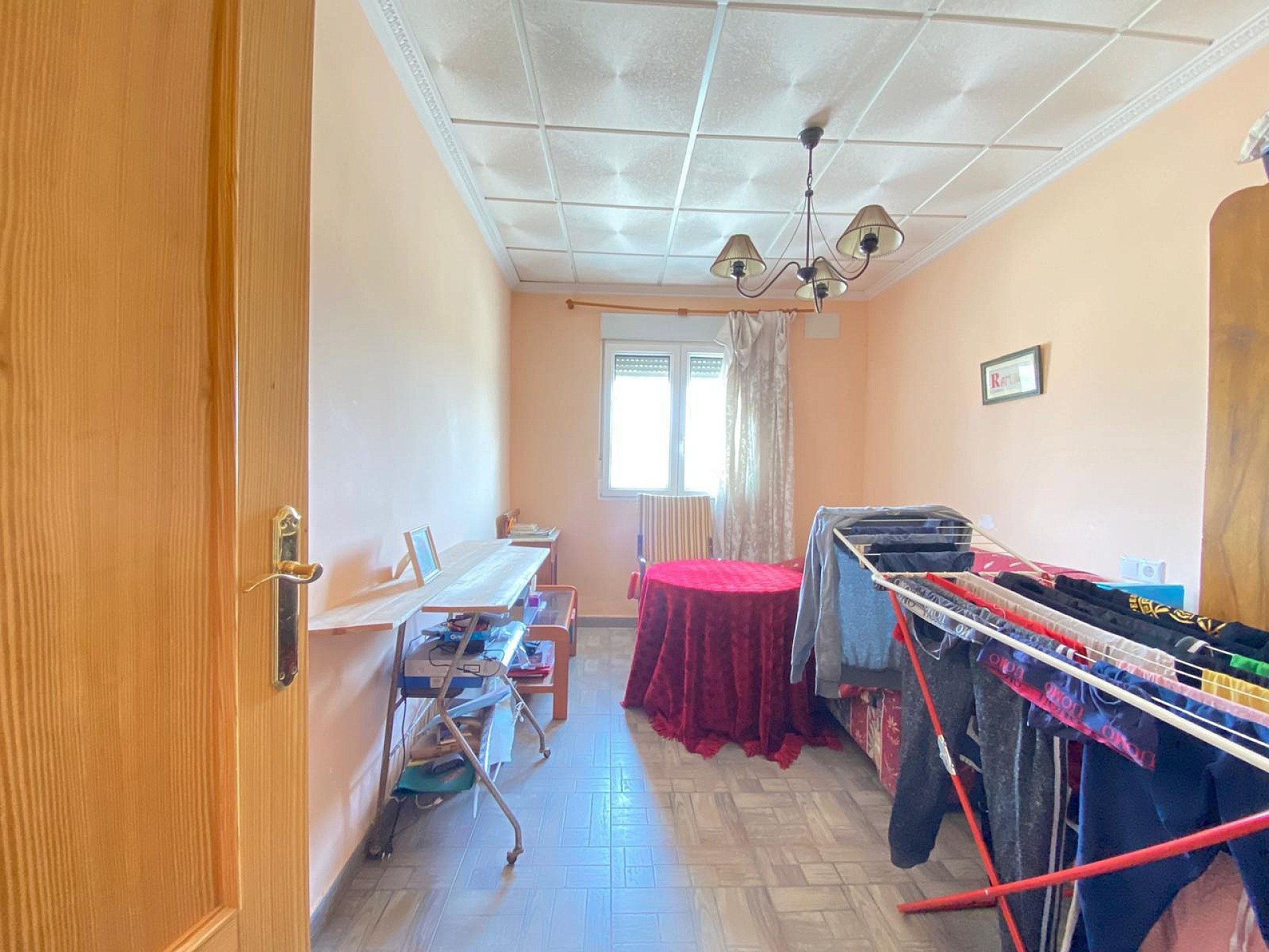 Resale - 7 Bedroom 1 Bathroom Village house in Pinoso -  - Alicante