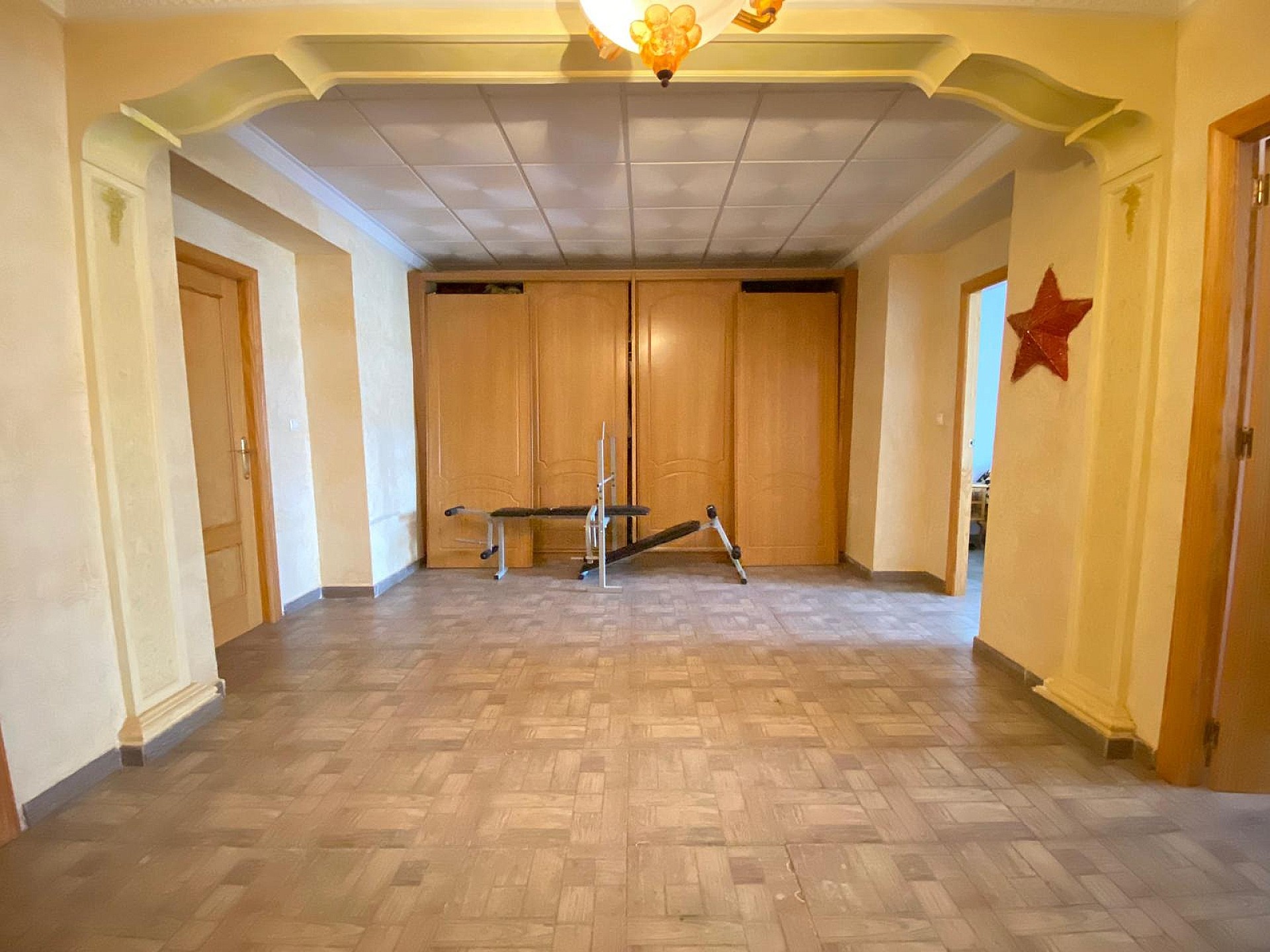 Resale - 7 Bedroom 1 Bathroom Village house in Pinoso -  - Alicante
