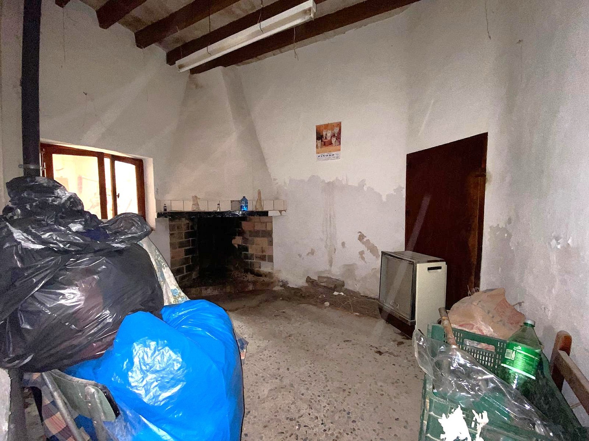 Resale - 7 Bedroom 1 Bathroom Village house in Pinoso -  - Alicante