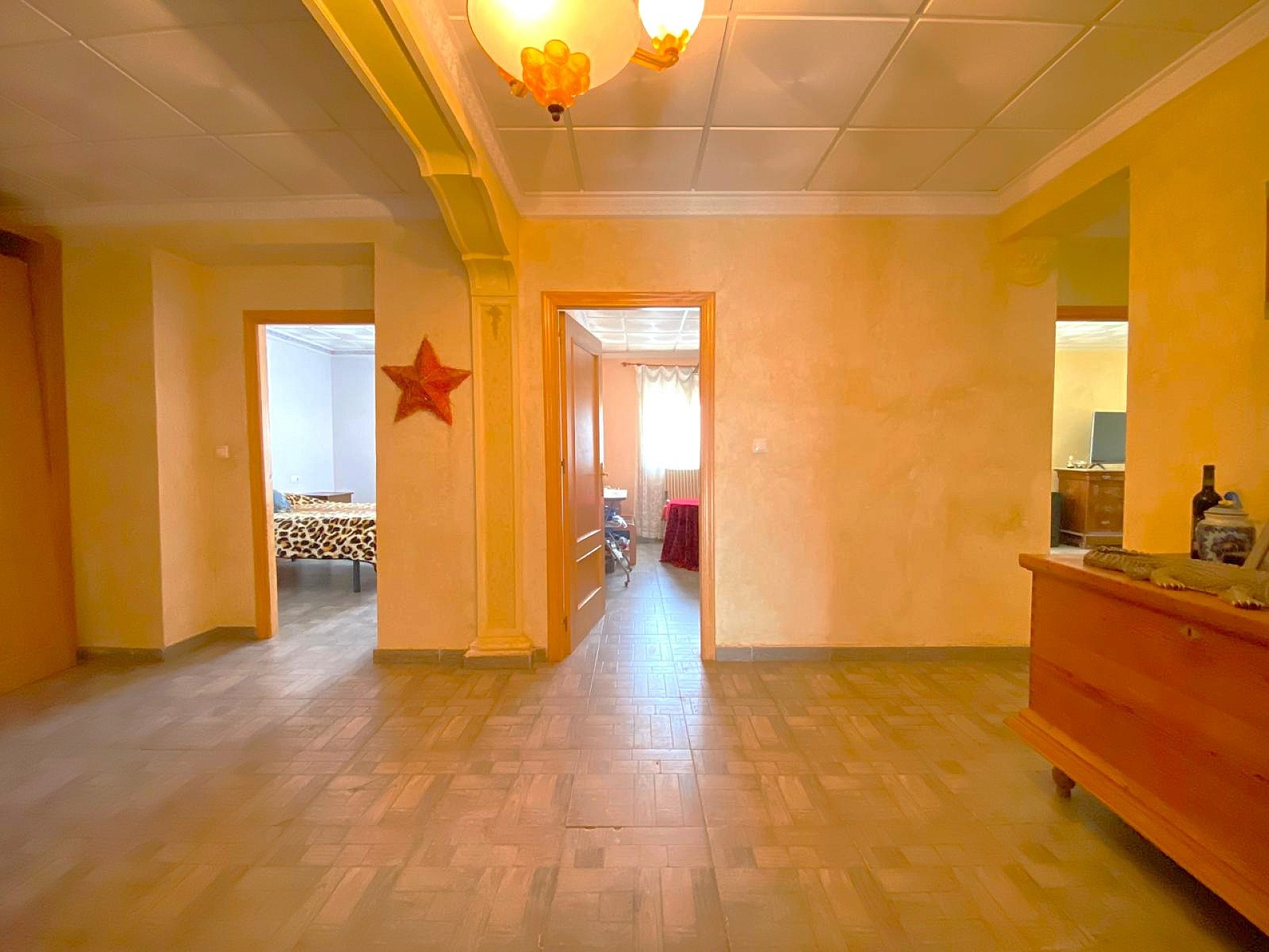 Resale - 7 Bedroom 1 Bathroom Village house in Pinoso -  - Alicante