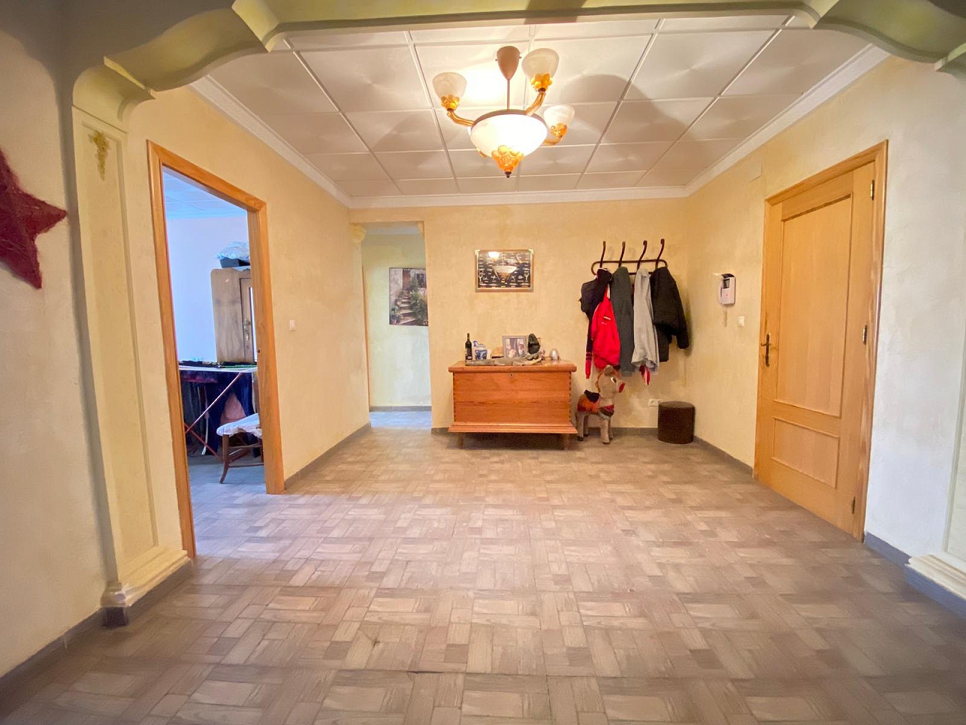 Resale - 7 Bedroom 1 Bathroom Village house in Pinoso -  - Alicante