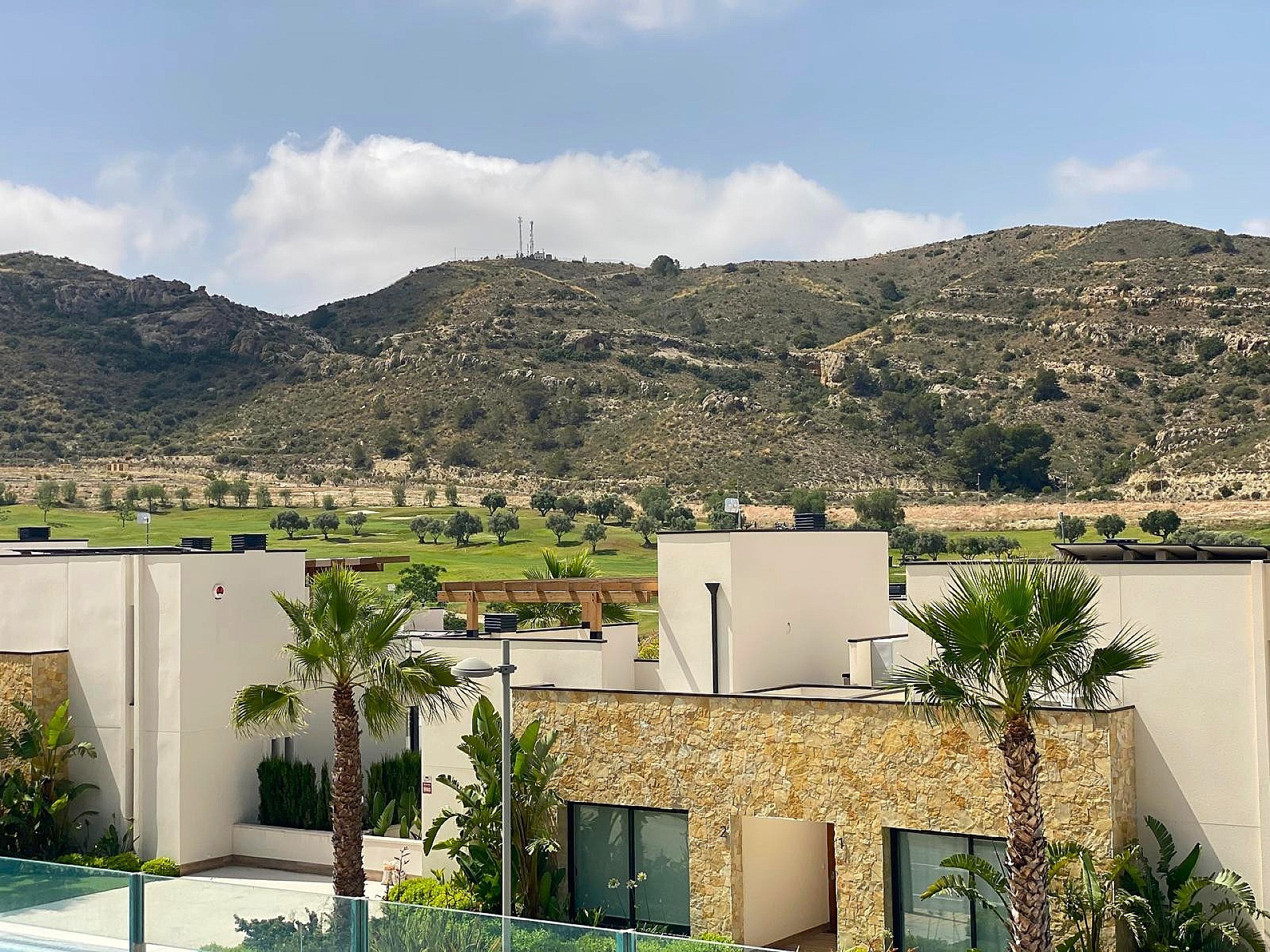 Resale - 2 Bedroom 2 Bathroom Villa in Monforte del Cid -  - Alicante
