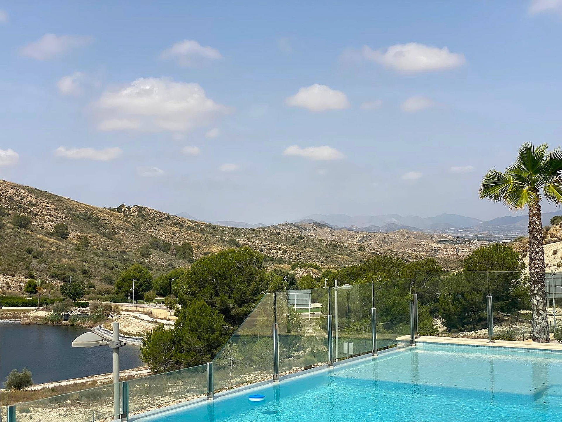 Resale - 2 Bedroom 2 Bathroom Villa in Monforte del Cid -  - Alicante
