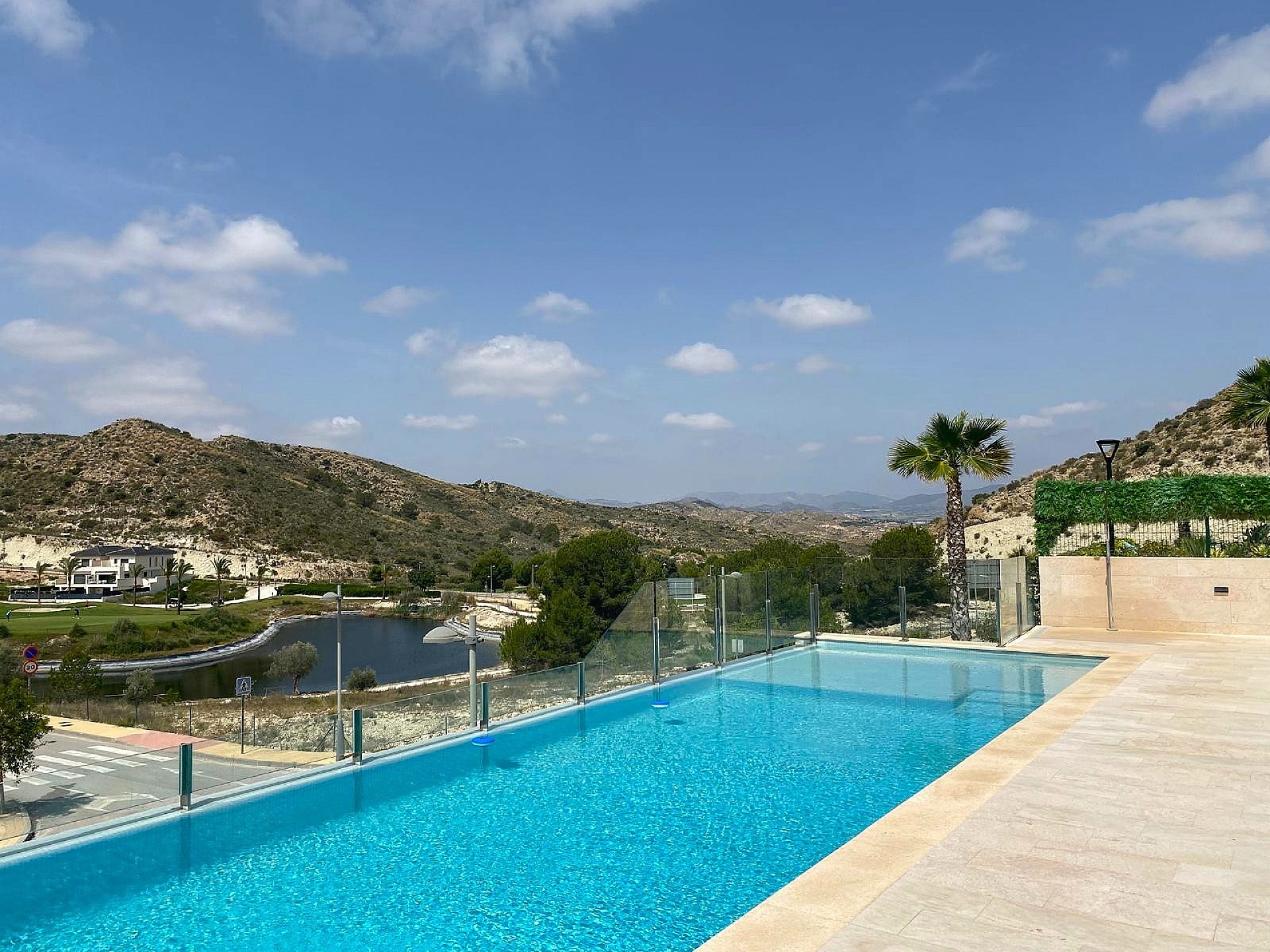 Resale - 2 Bedroom 2 Bathroom Villa in Monforte del Cid -  - Alicante