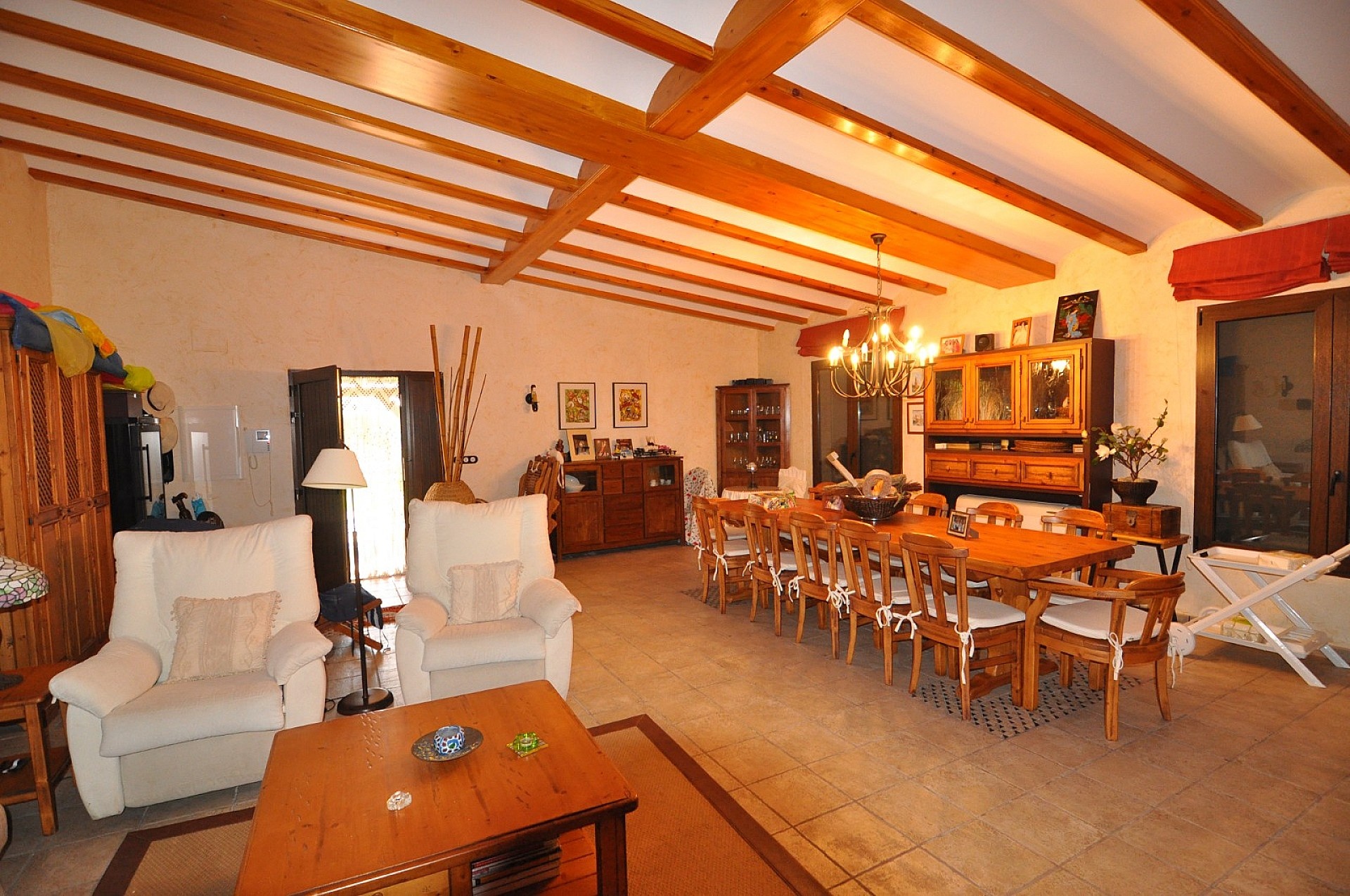 Resale - 4 Bedroom 2 Bathroom Villa in Villena -  - Alicante
