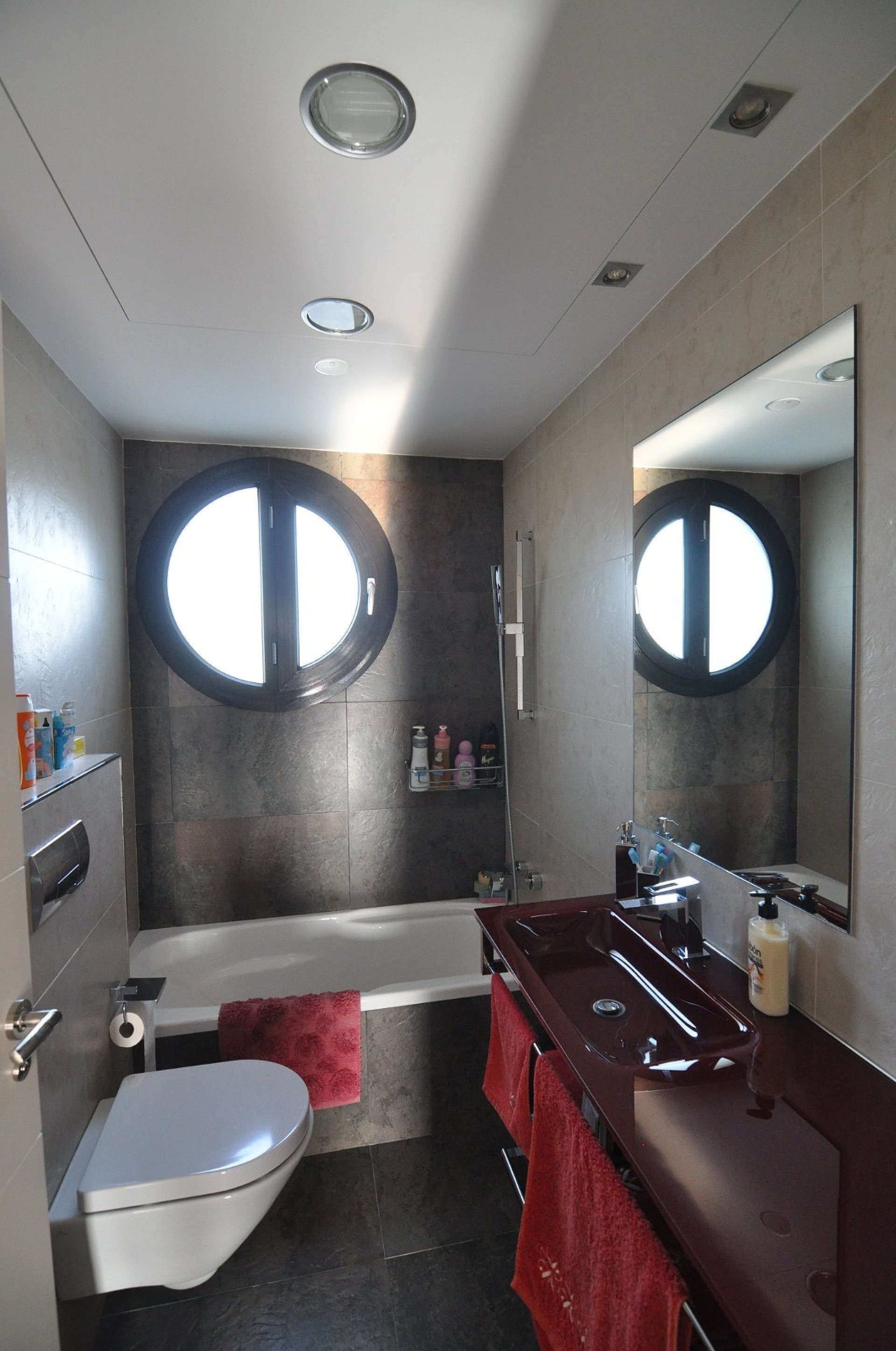 Resale - 4 Bedroom 2 Bathroom Villa in Villena -  - Alicante