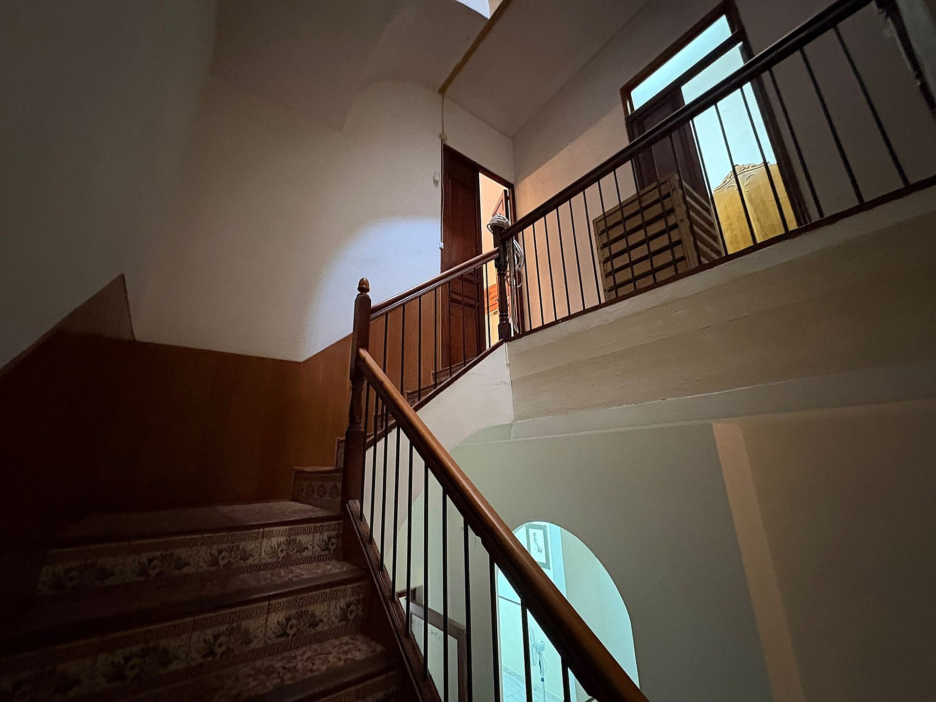 Resale - 6 Bedroom 2 Bathroom Townhouse in Novelda -  - Alicante