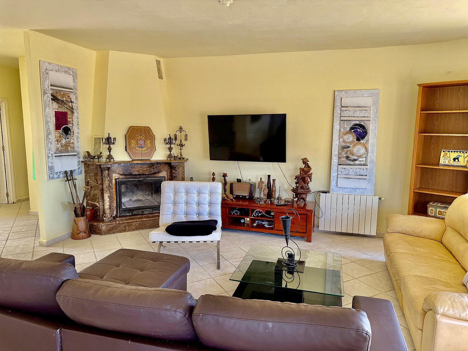 Resale - 3 Bedroom 3 Bathroom Villa in Onil -  - Alicante