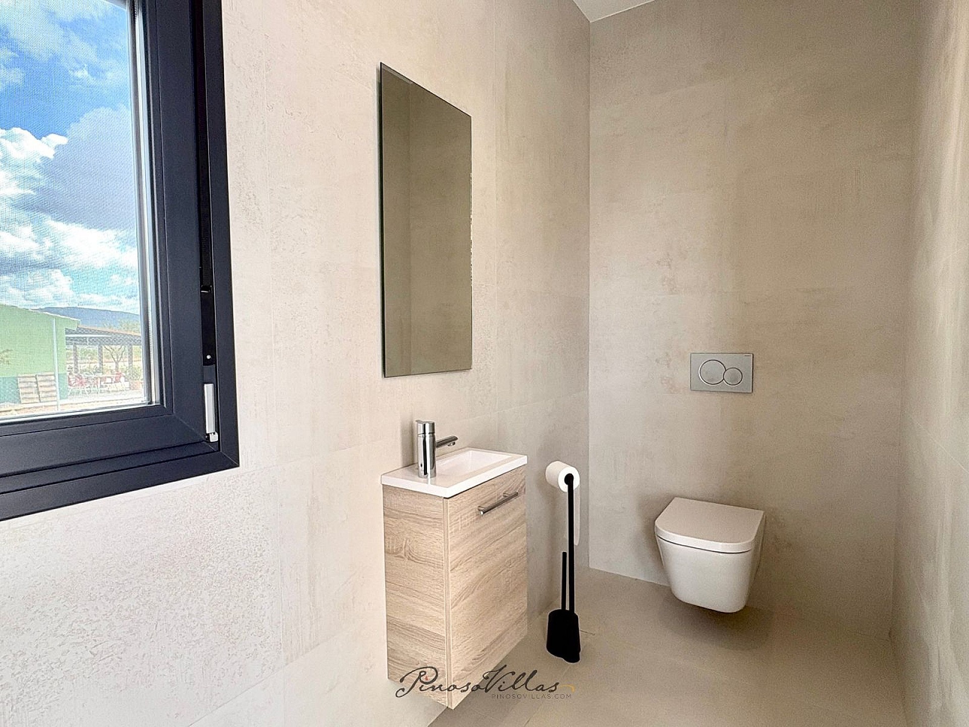 Resale - 3 Bedroom 3 Bathroom Villa in Pinoso -  - Alicante