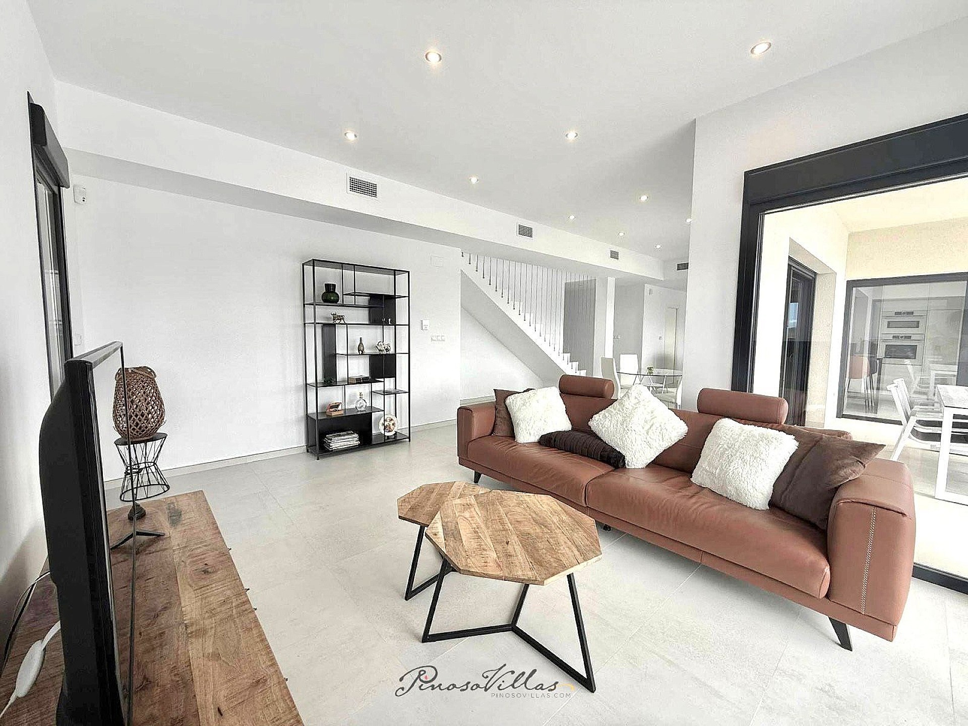 Resale - 3 Bedroom 3 Bathroom Villa in Pinoso -  - Alicante