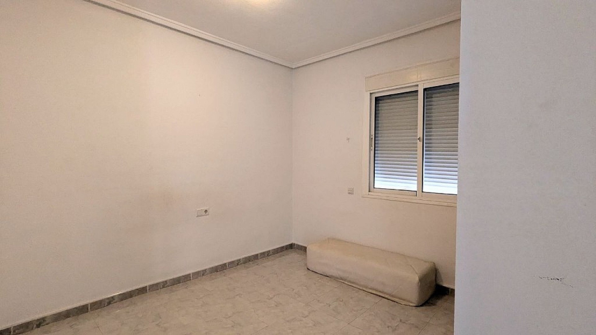 Resale - 3 Bedroom 2 Bathroom Villa in Ciudad Quesada -  - Alicante