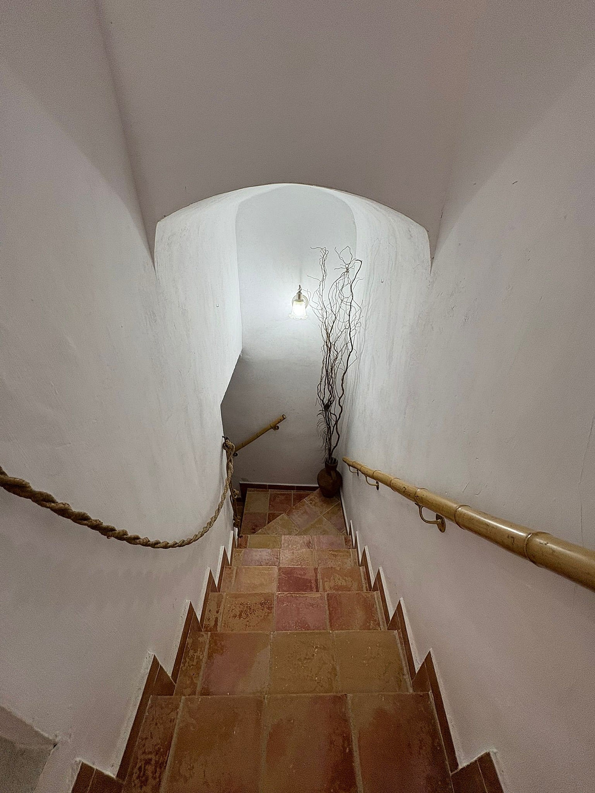 Resale - 5 Bedroom 2 Bathroom Semi-detached in Pinoso -  - Alicante