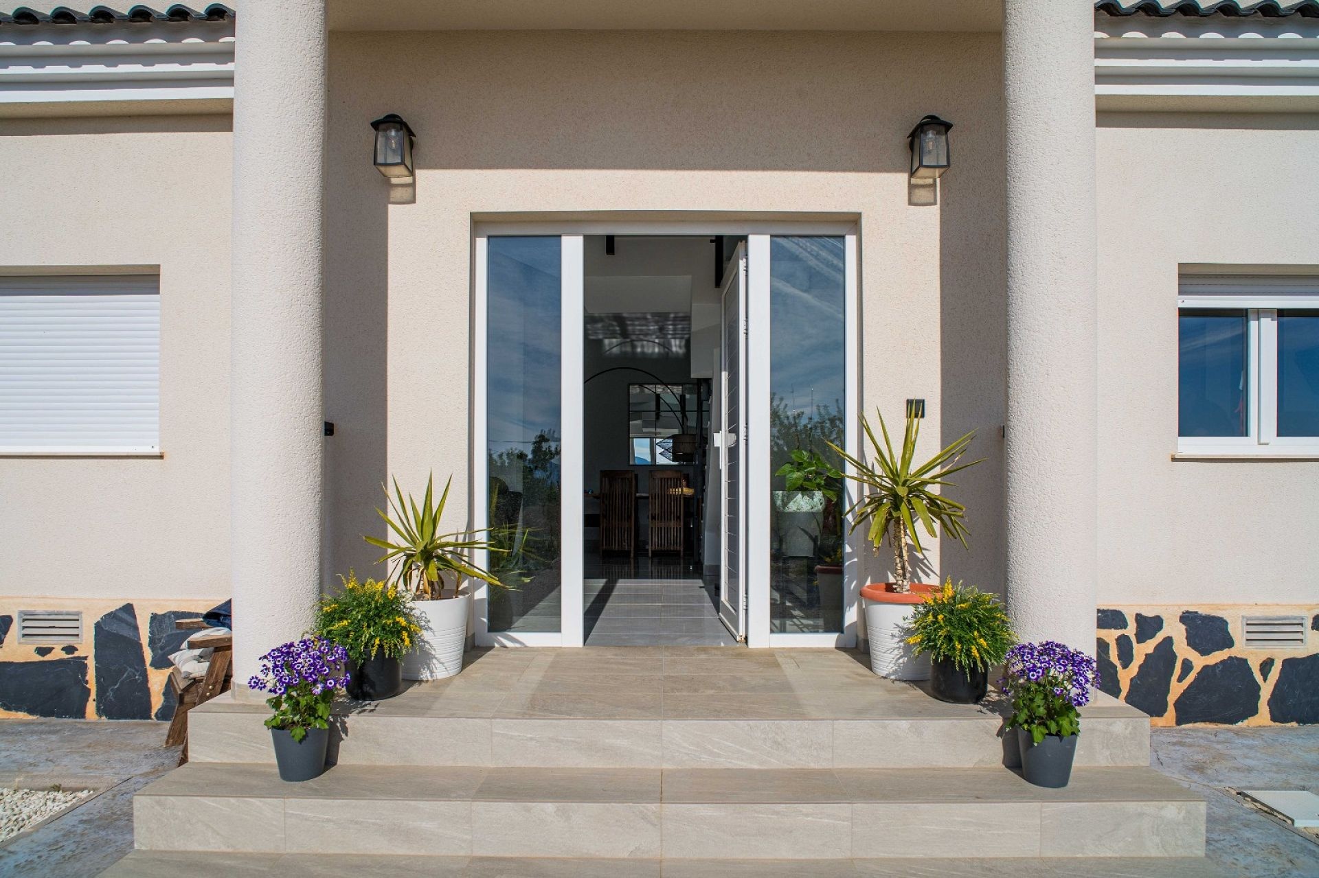 Resale - 3 Bedroom 2 Bathroom Villa in Pinoso -  - Alicante