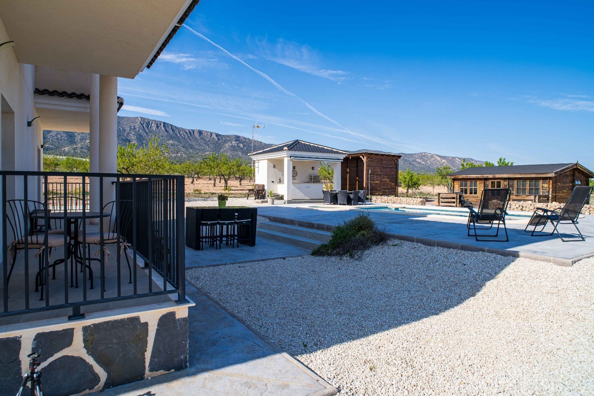 Resale - 3 Bedroom 2 Bathroom Villa in Pinoso -  - Alicante