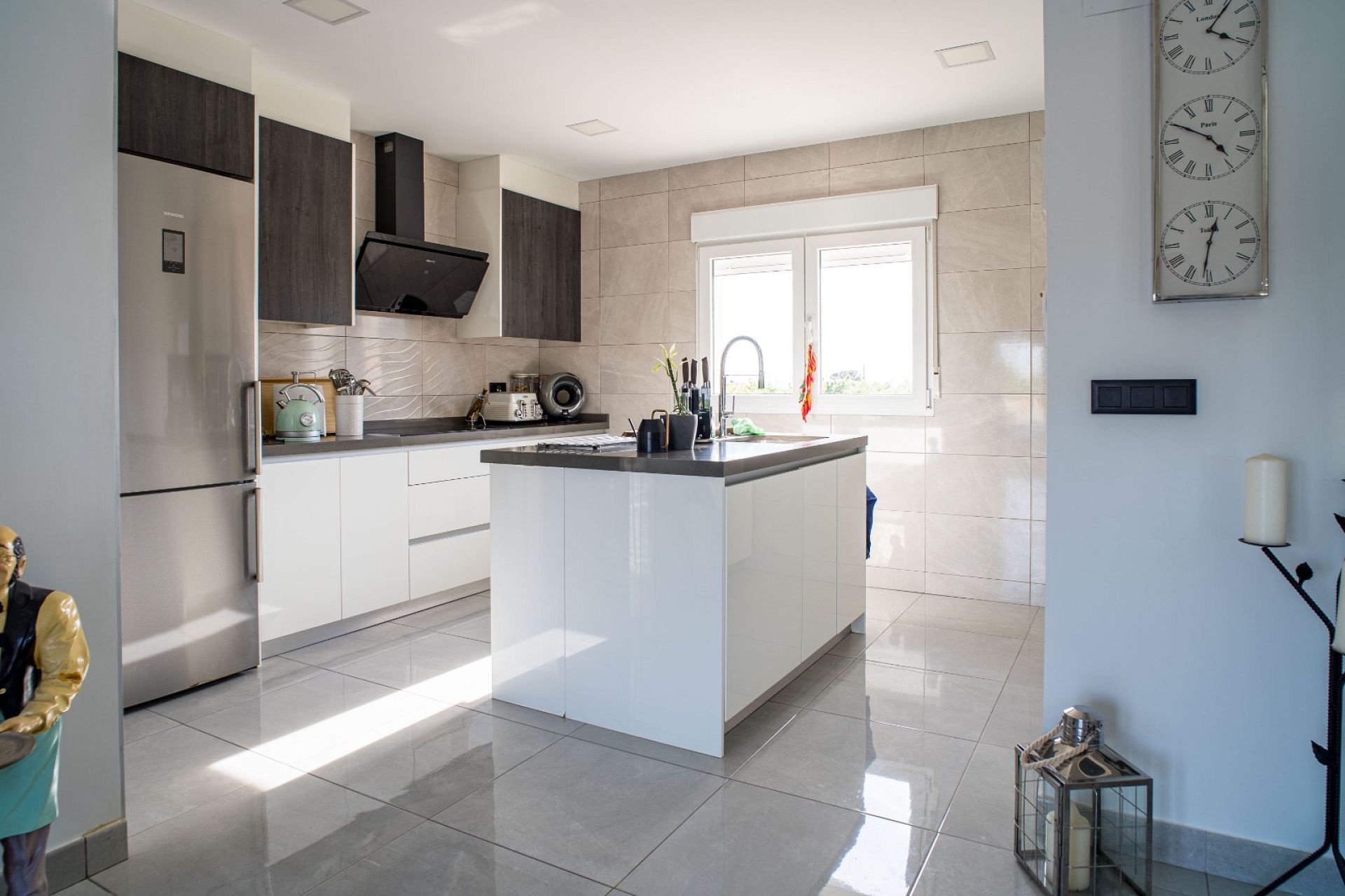 Resale - 3 Bedroom 2 Bathroom Villa in Pinoso -  - Alicante
