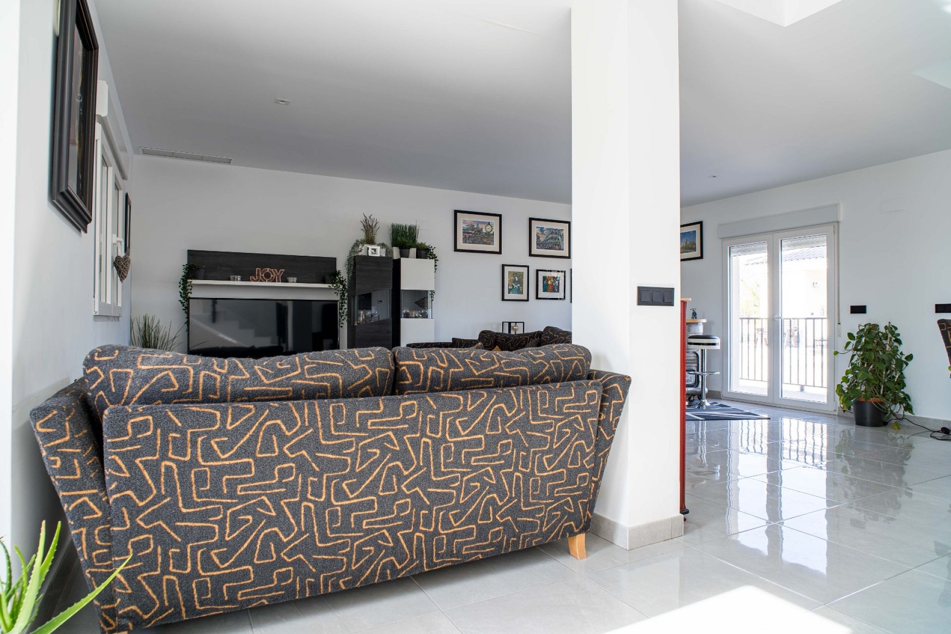 Resale - 3 Bedroom 2 Bathroom Villa in Pinoso -  - Alicante