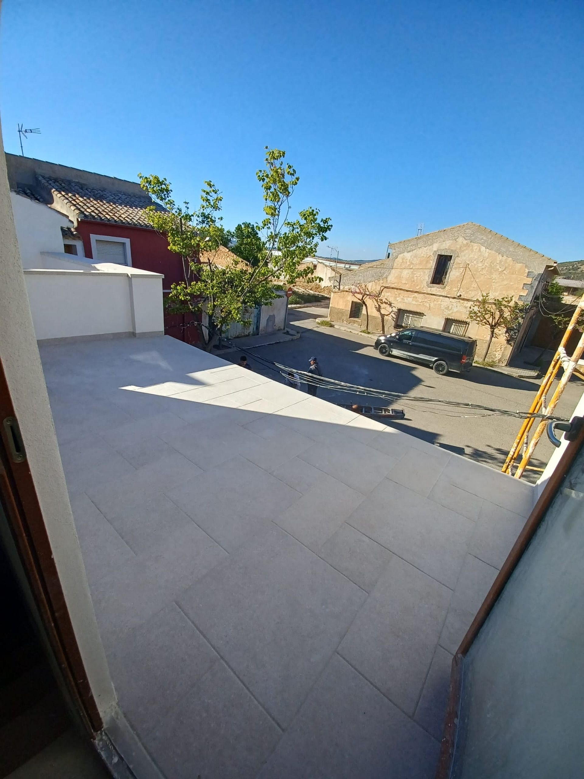 Resale - 4 Bedroom 2 Bathroom Village house in Pinoso -  - Alicante