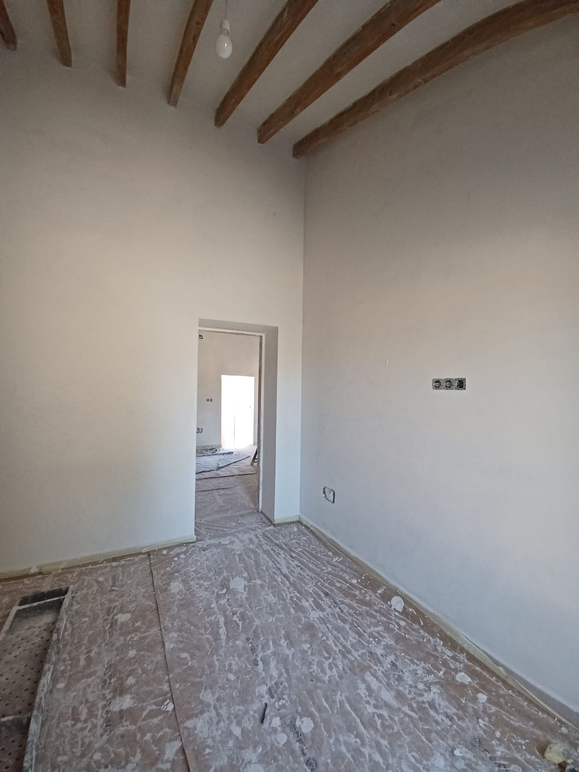 Resale - 4 Bedroom 2 Bathroom Village house in Pinoso -  - Alicante