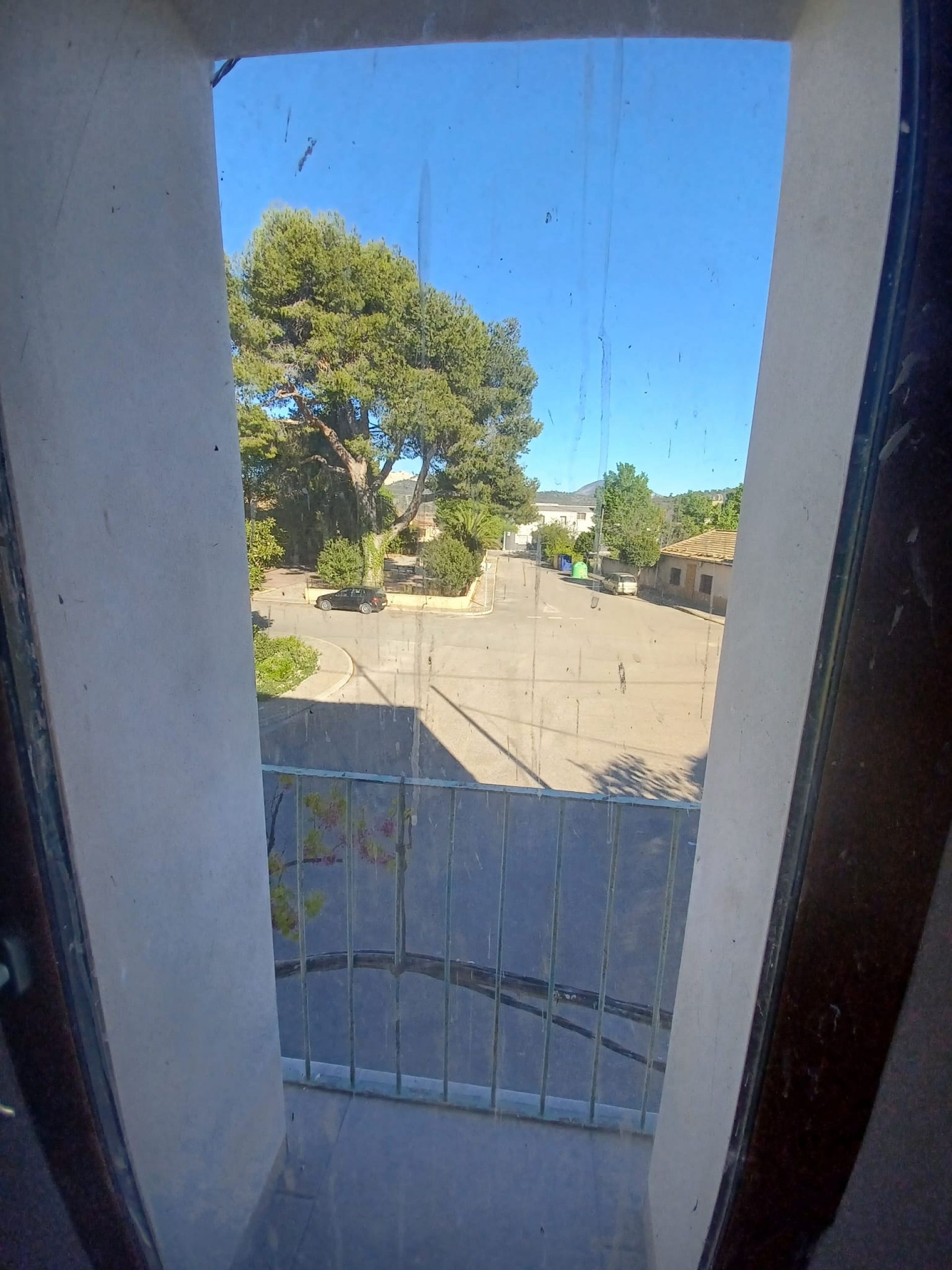 Resale - 4 Bedroom 2 Bathroom Village house in Pinoso -  - Alicante