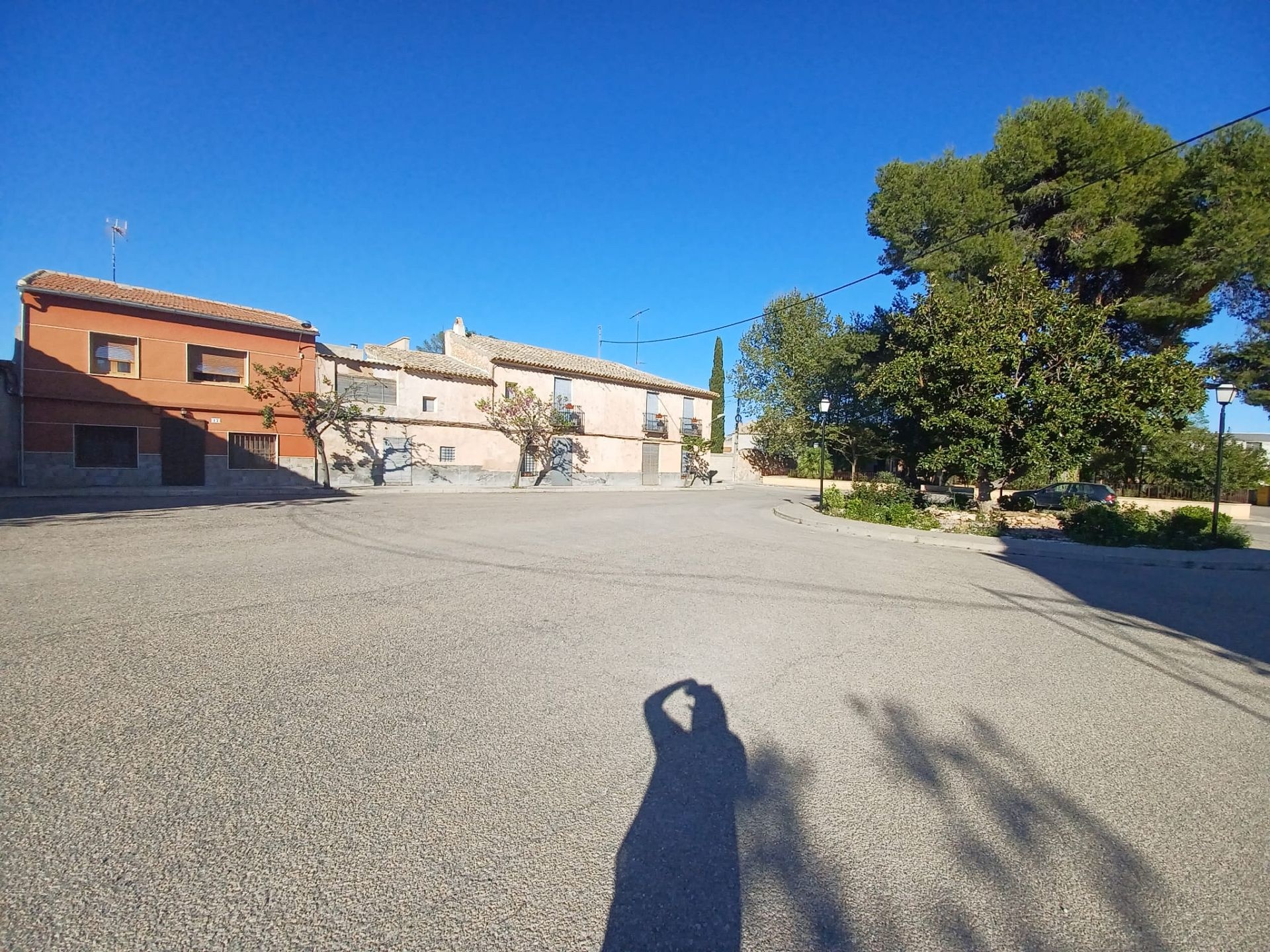 Resale - 4 Bedroom 2 Bathroom Village house in Pinoso -  - Alicante