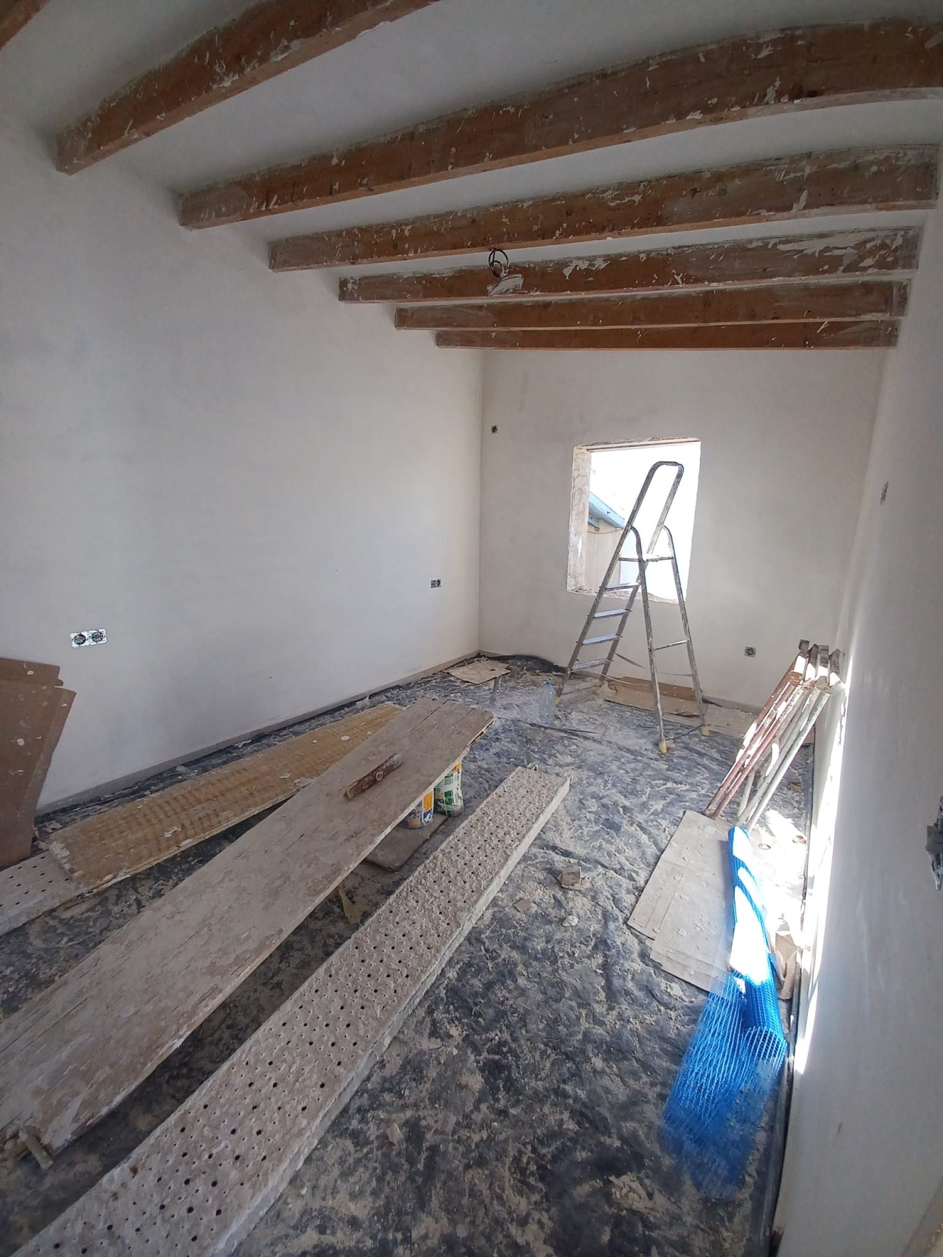 Resale - 4 Bedroom 2 Bathroom Village house in Pinoso -  - Alicante