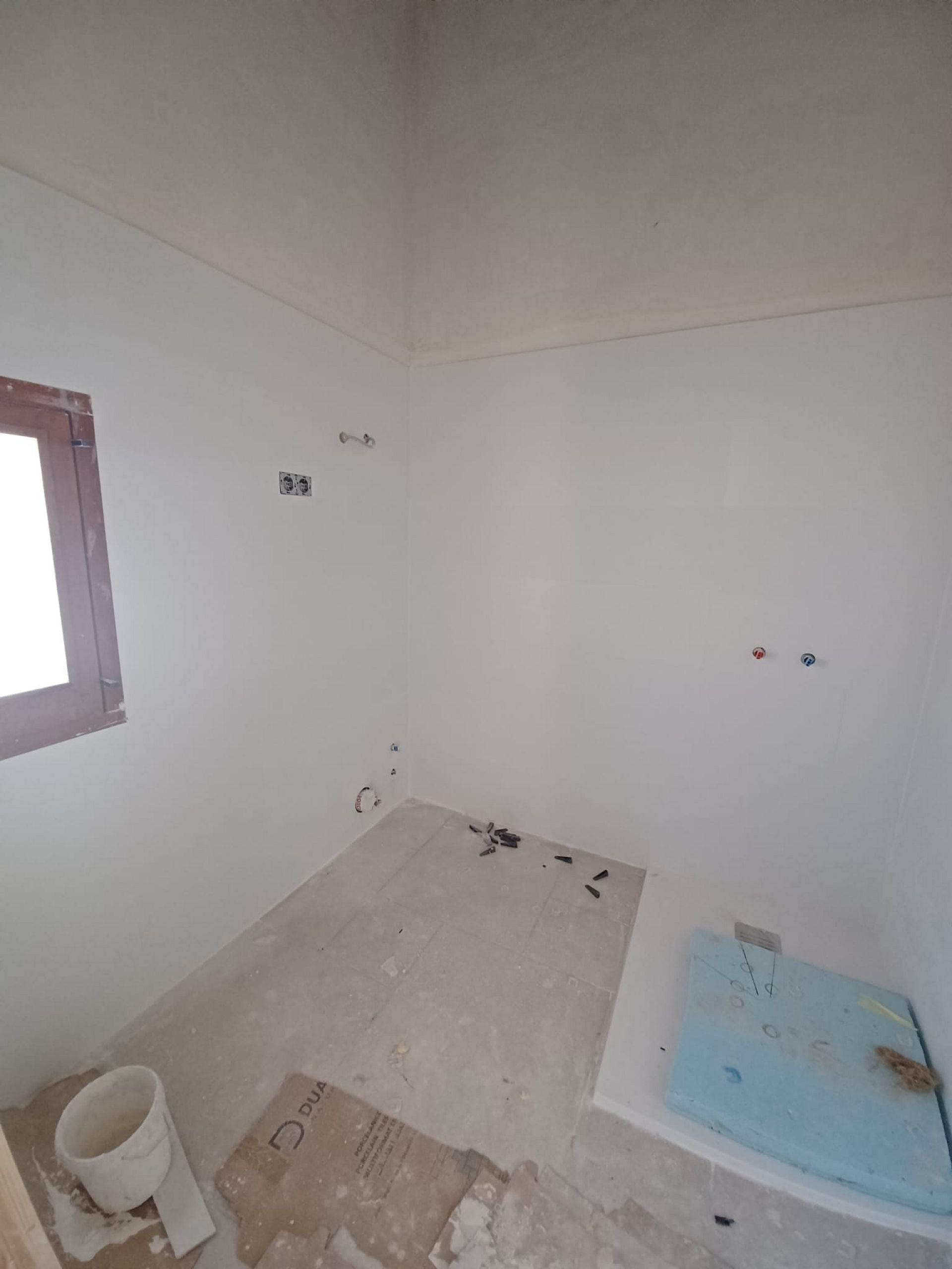 Resale - 4 Bedroom 2 Bathroom Village house in Pinoso -  - Alicante