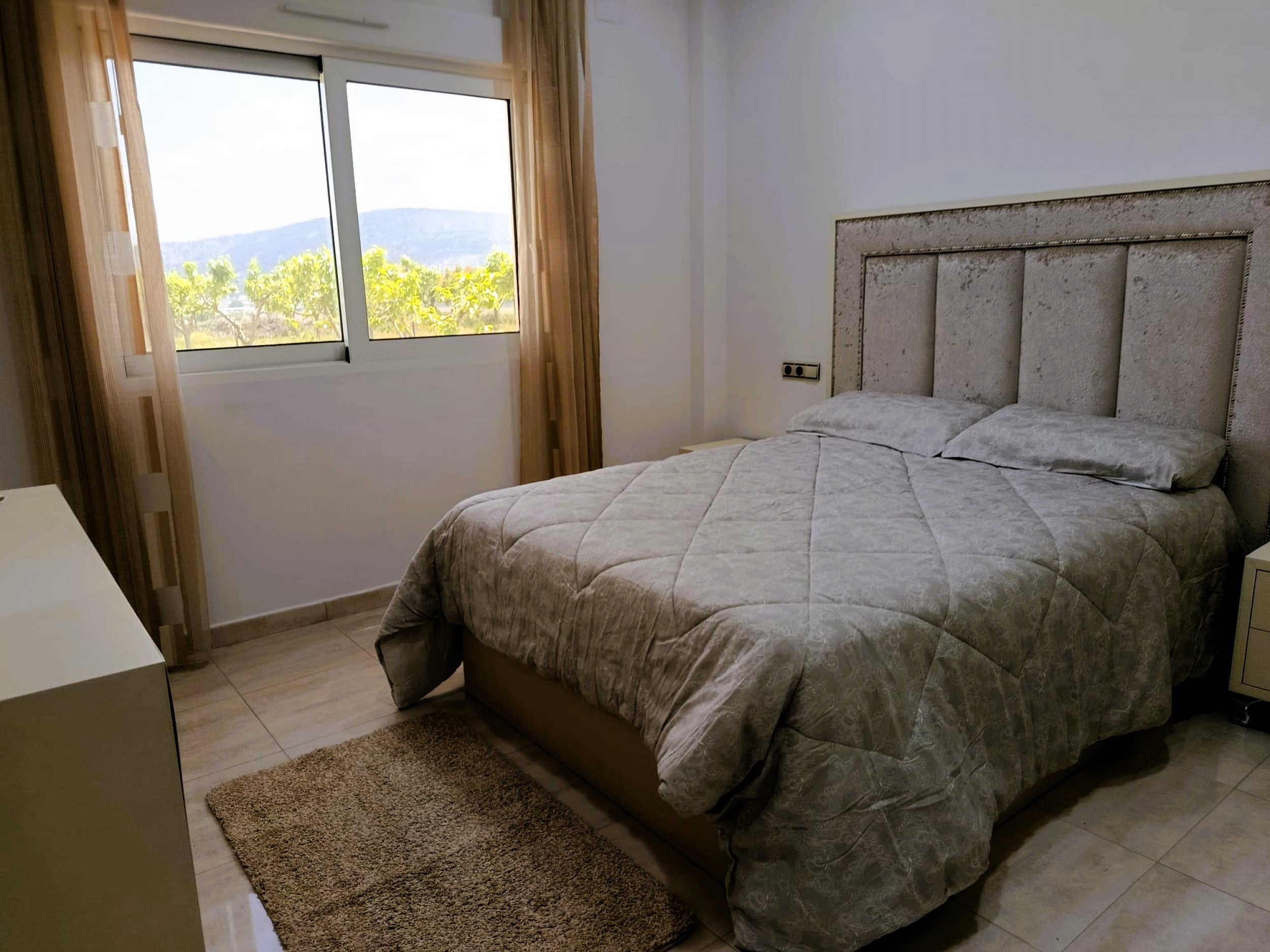 Resale - 4 Bedroom 4 Bathroom Villa in Pinoso -  - Alicante