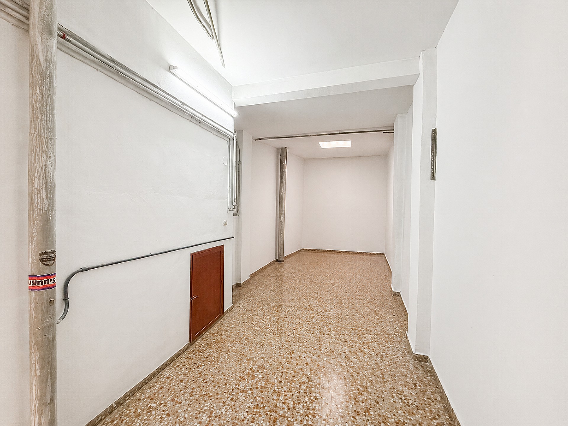 Resale - 4 Bedroom 2 Bathroom Townhouse in Yecla -  - Murcia
